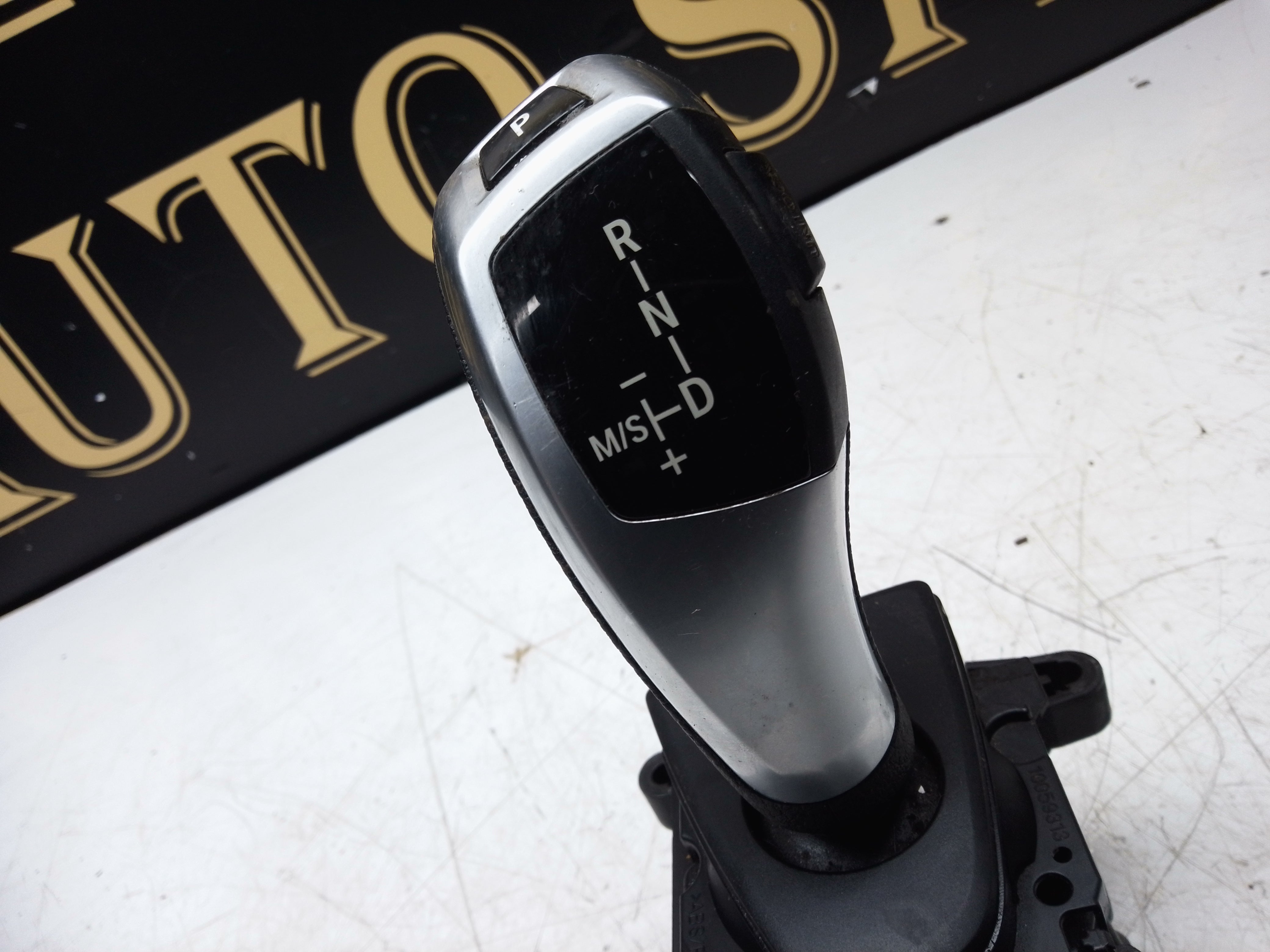 BMW 1 2 3 4 Series F20 F21 F22 F30 F31 Automatic Gear Selector (GW9296897)