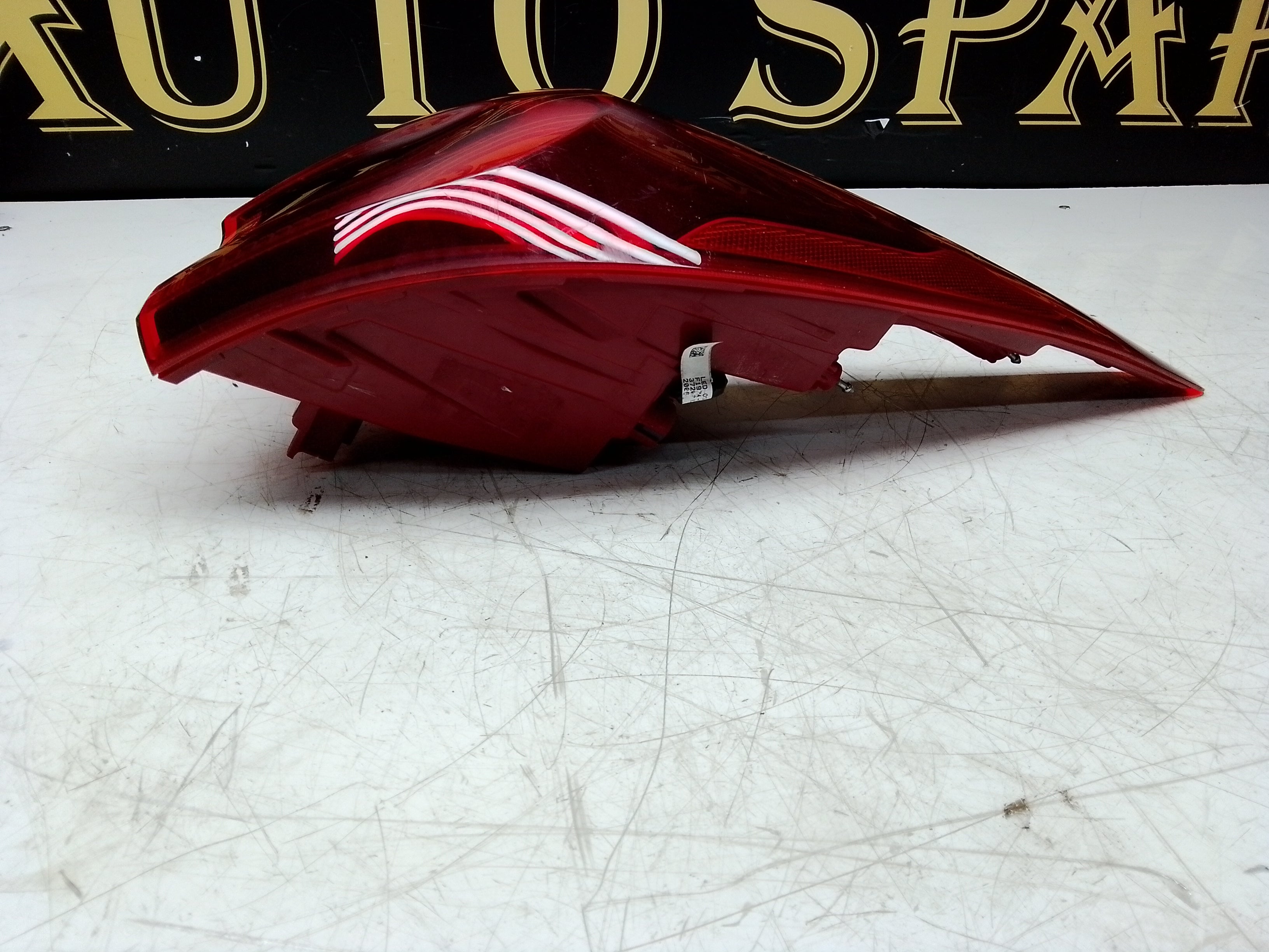 Kia Sportage 2020 Driver Right Side Rear Light (92402F1600)