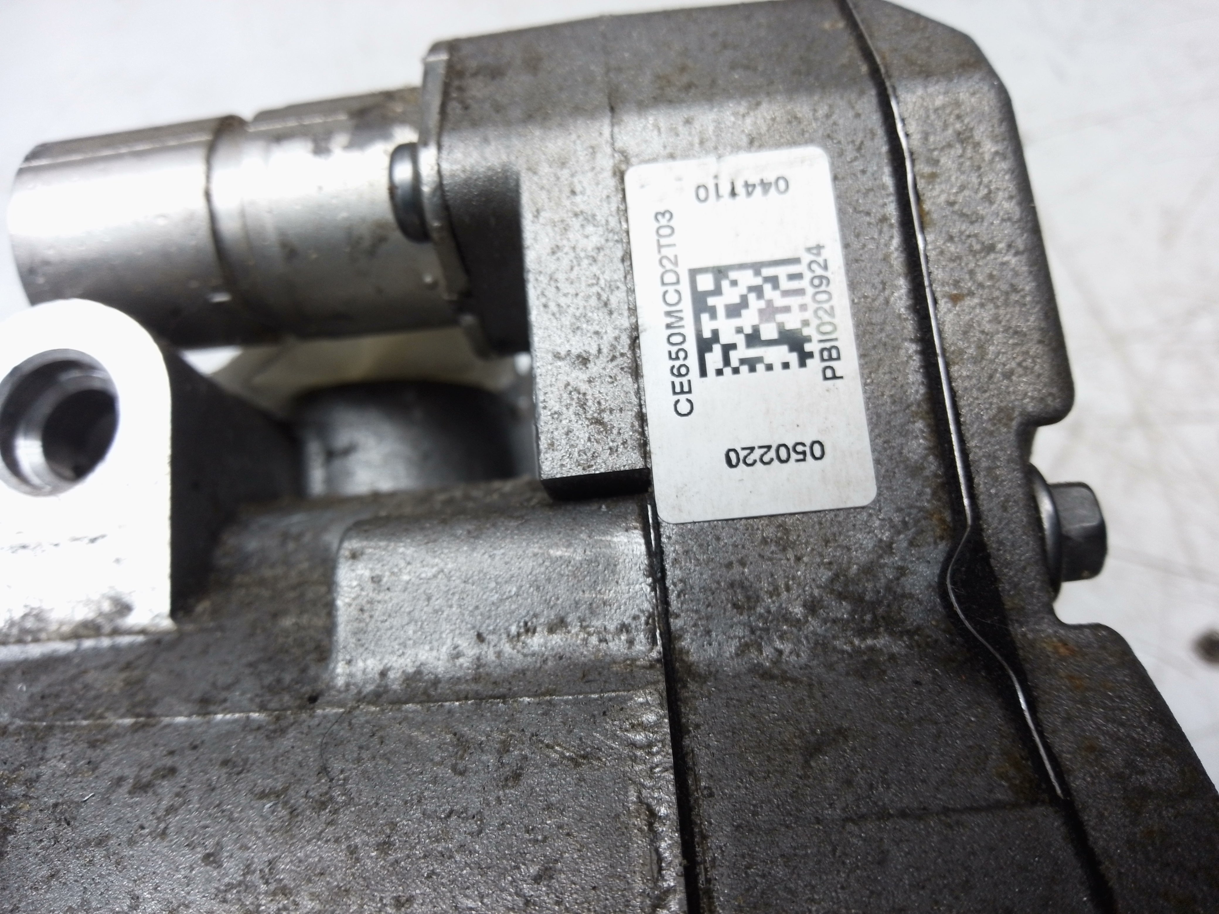 BMW 5 Series G30 G31 2017–23 Air Conditioning Compressor Pump (9496109)