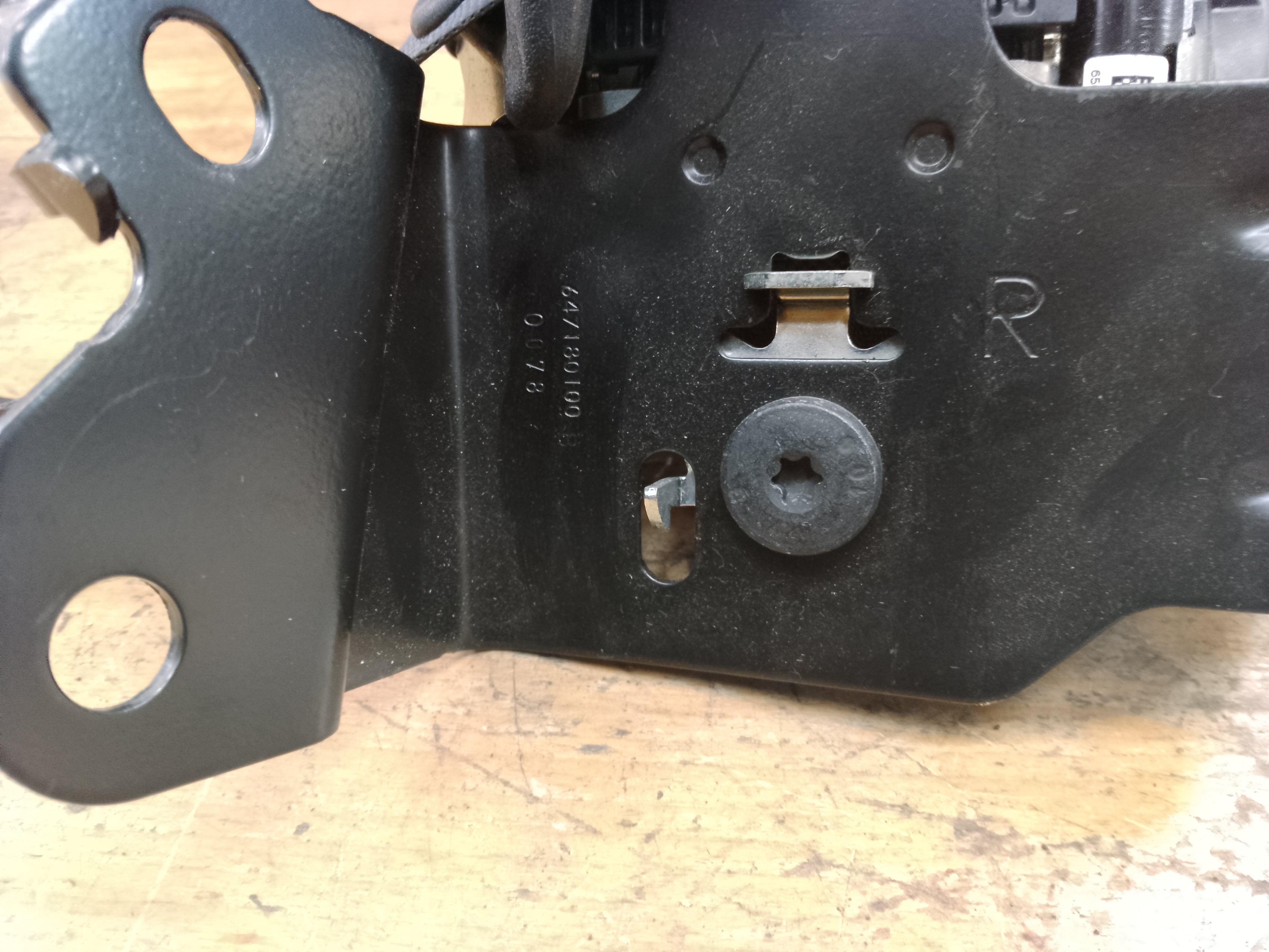 Nissan Juke 2023 F16 Rear Right Seatbelt (88884-6PA0B) (888846PA0B) (0719108)