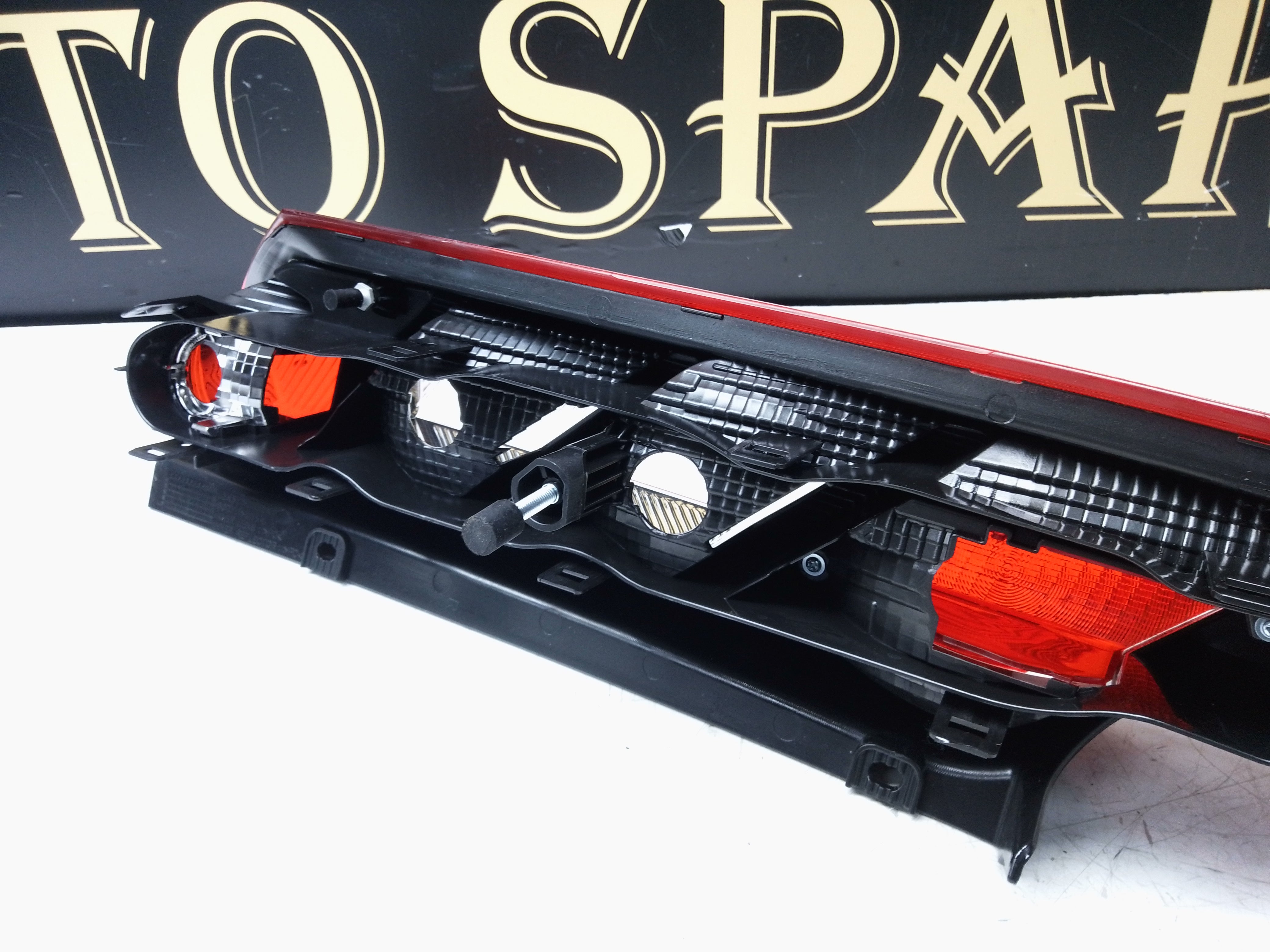 Ford Transit Custom Van 2012–2024 Right Rear Tail Back Lamp (FDTCU110R)