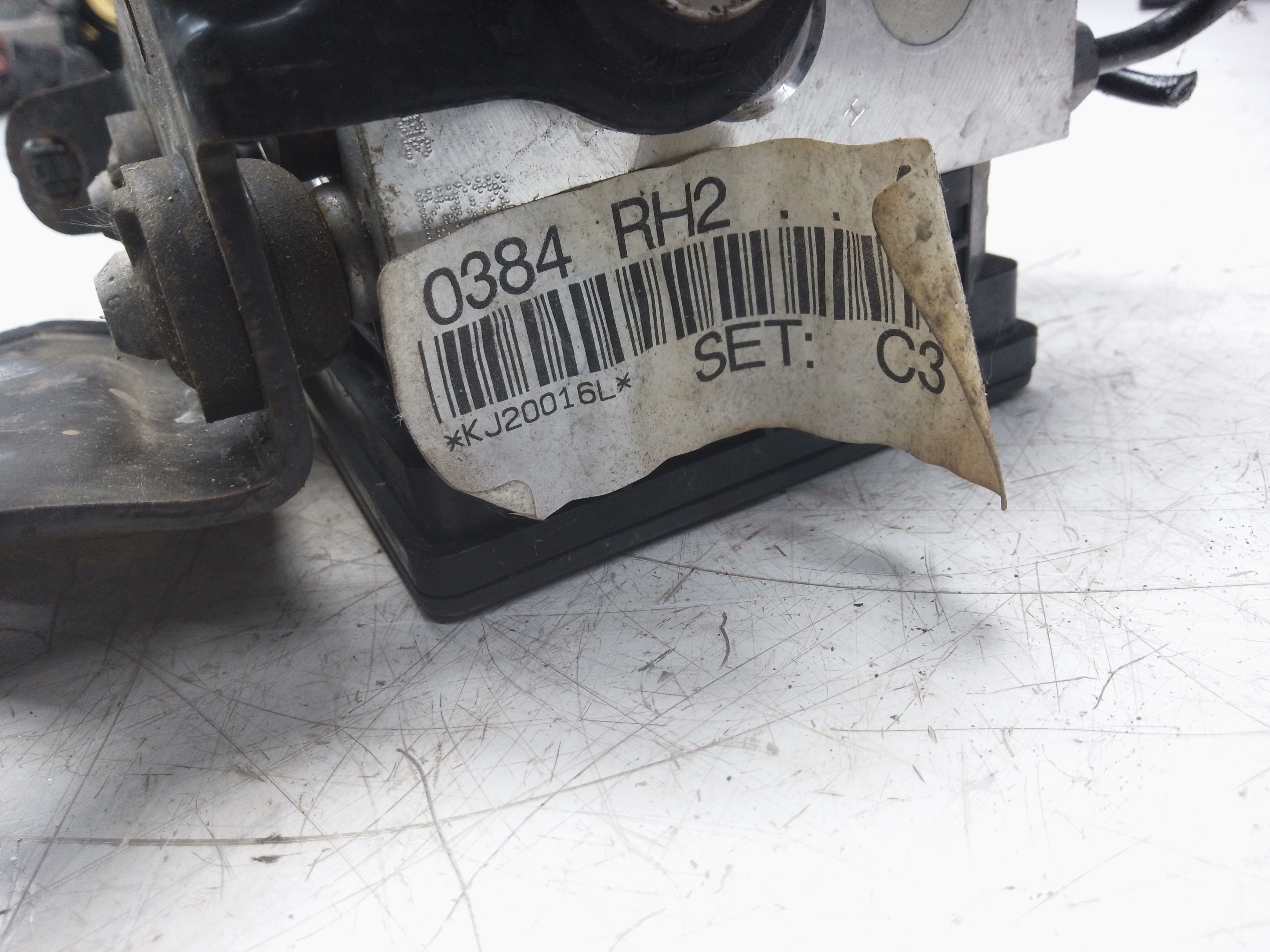 Ford Focus ABS Pump (JX61-2B373-CL) (JX61-2C219-KD)