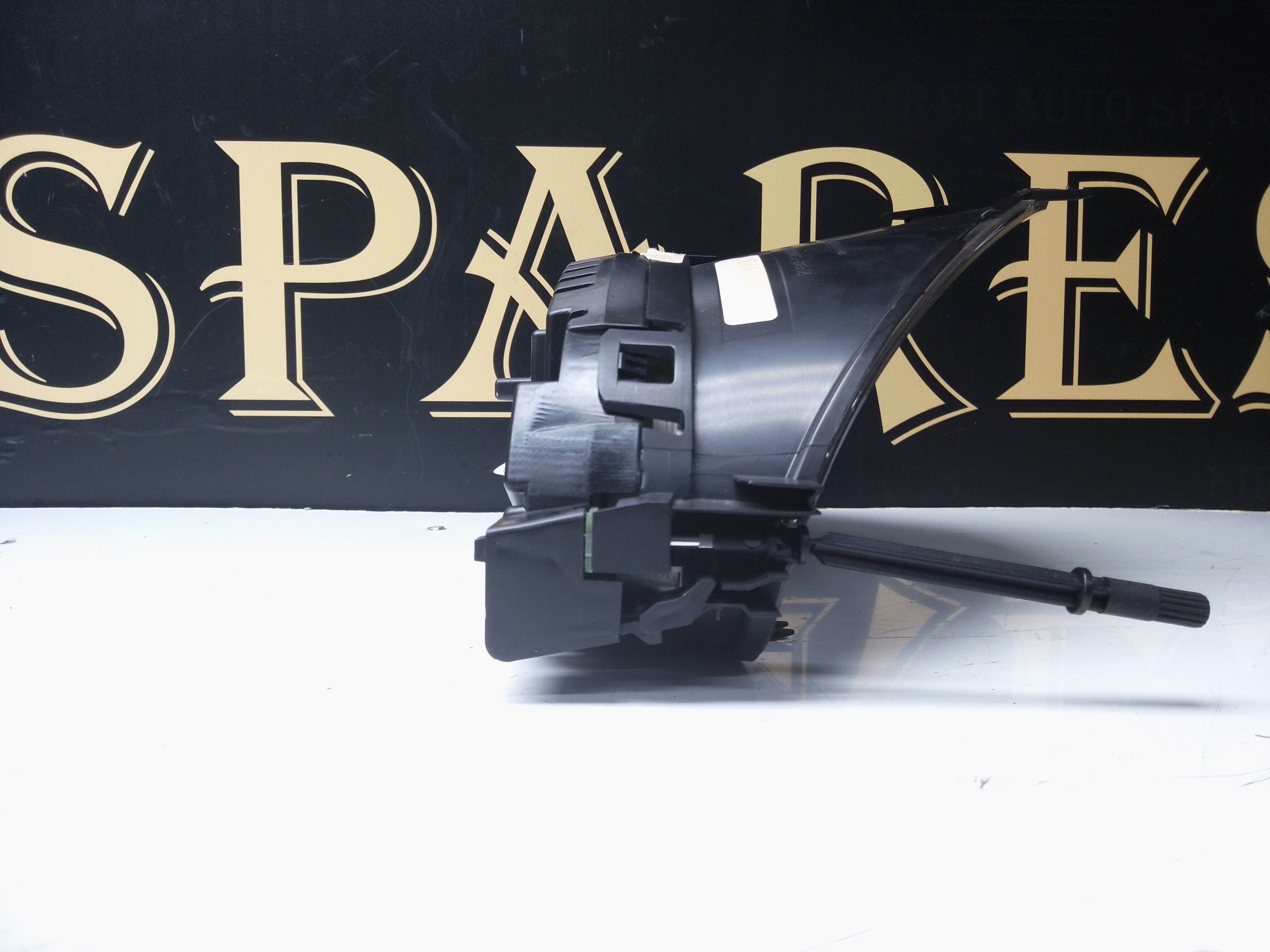 Mercedes-Benz C & Sprinter Speedometer Instrument Cluster (A2035405148)