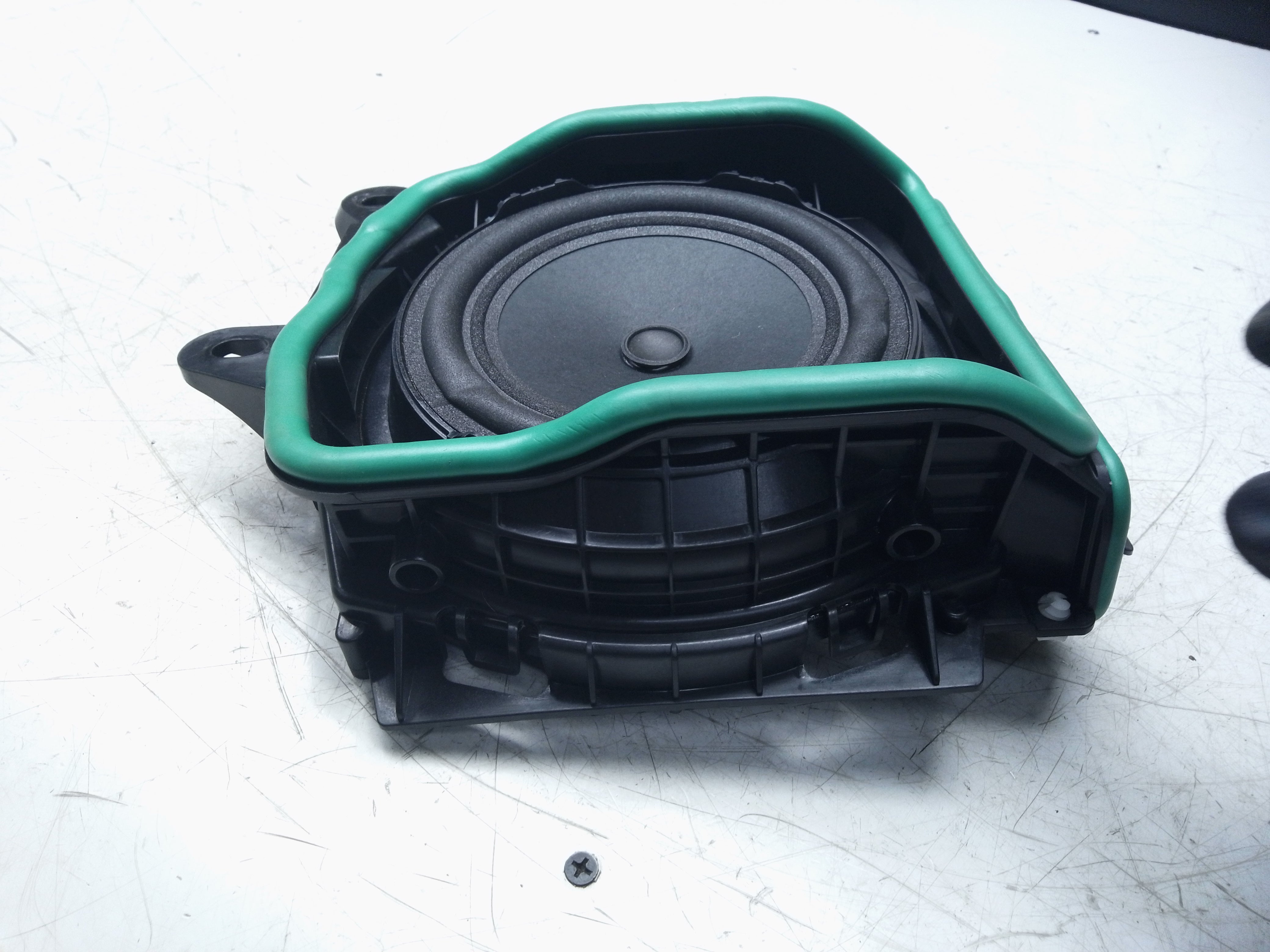 BMW 3 Series G20 2018-2025 Loud Speaker Pair Bass (2622565) (2622566)