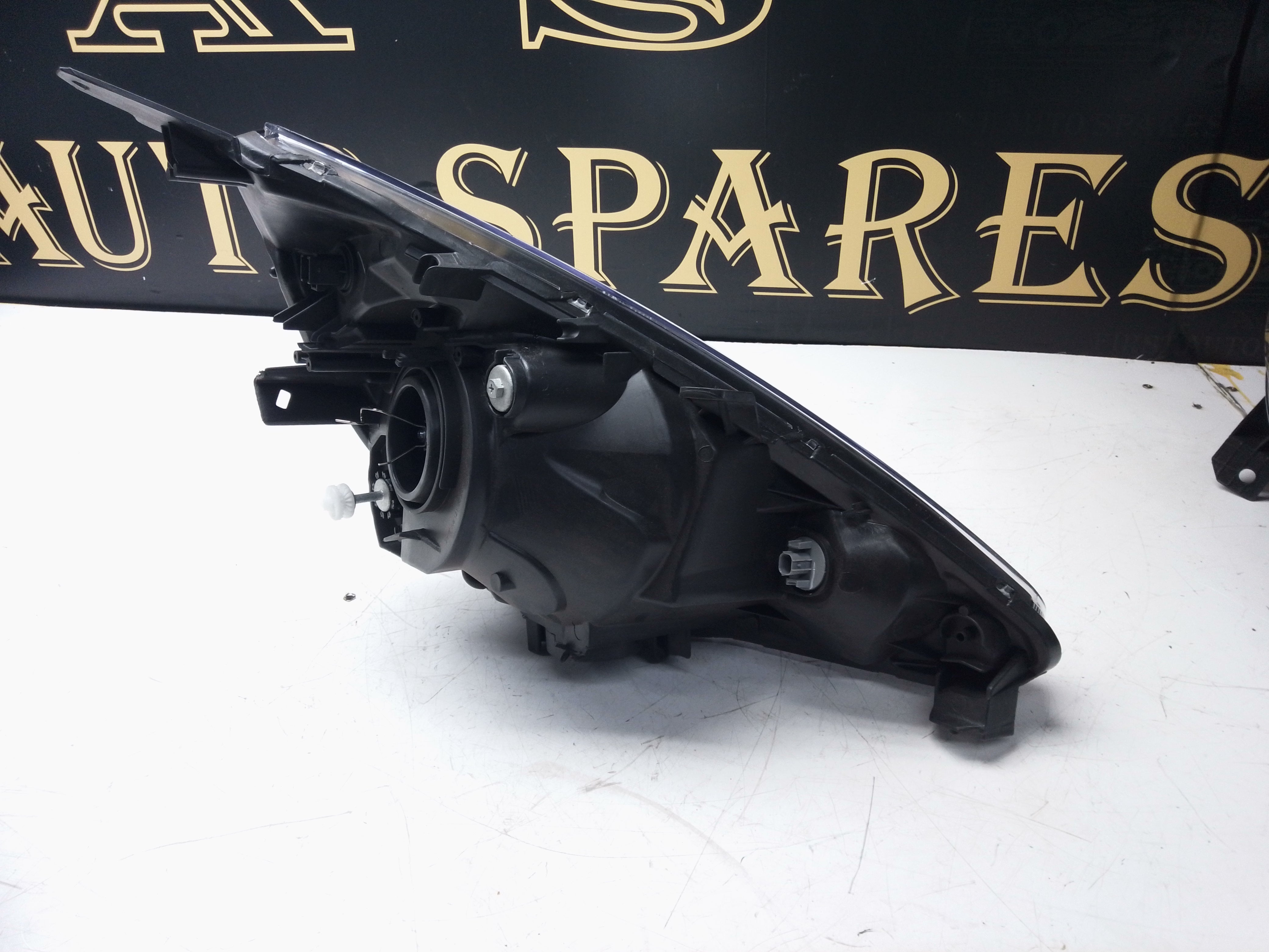 Honda Jazz 2004–2008 Left Headlight