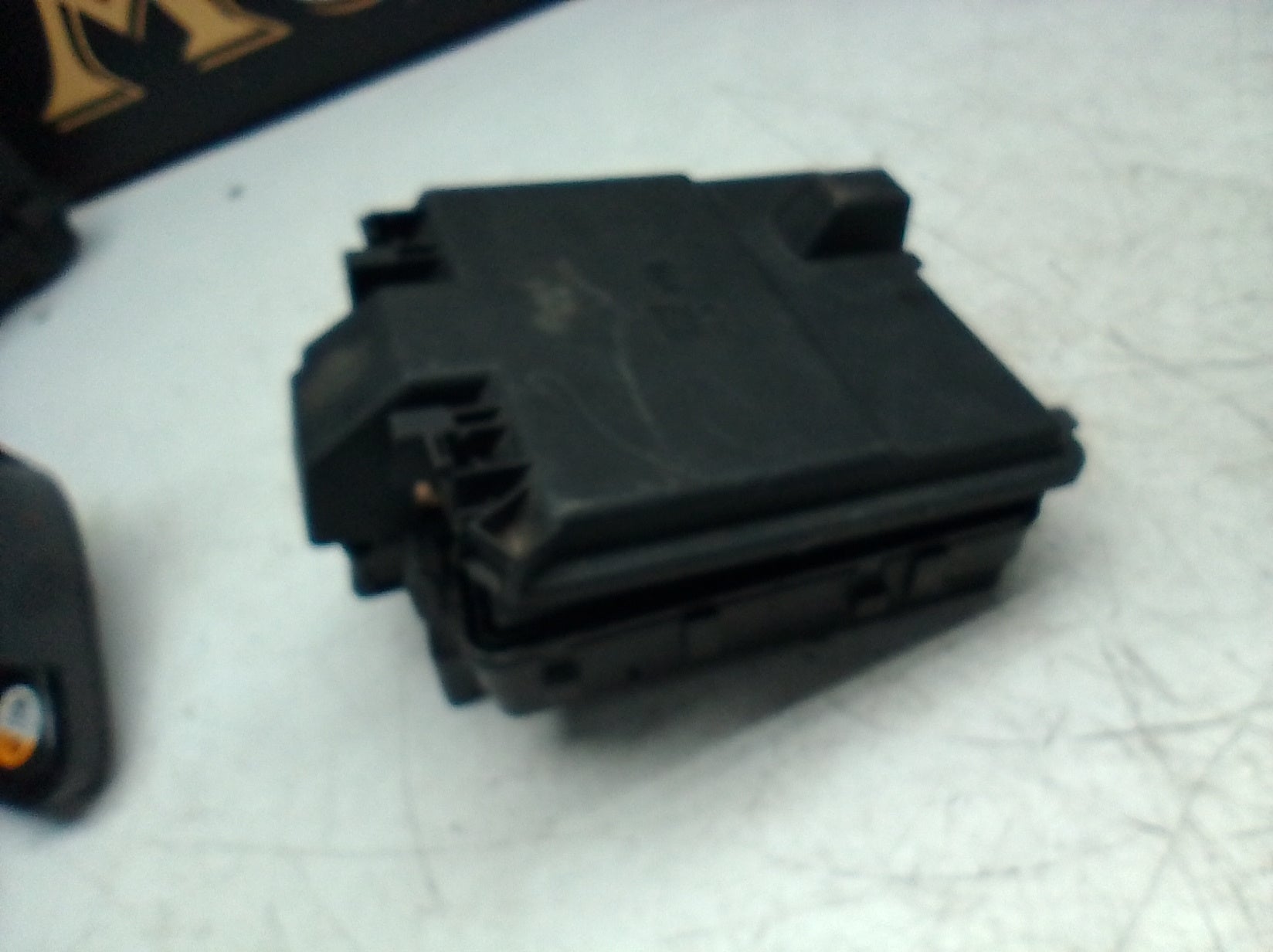 Ford Transit Custom Engine Bay Fusebox (KK3T-14D068-ND)