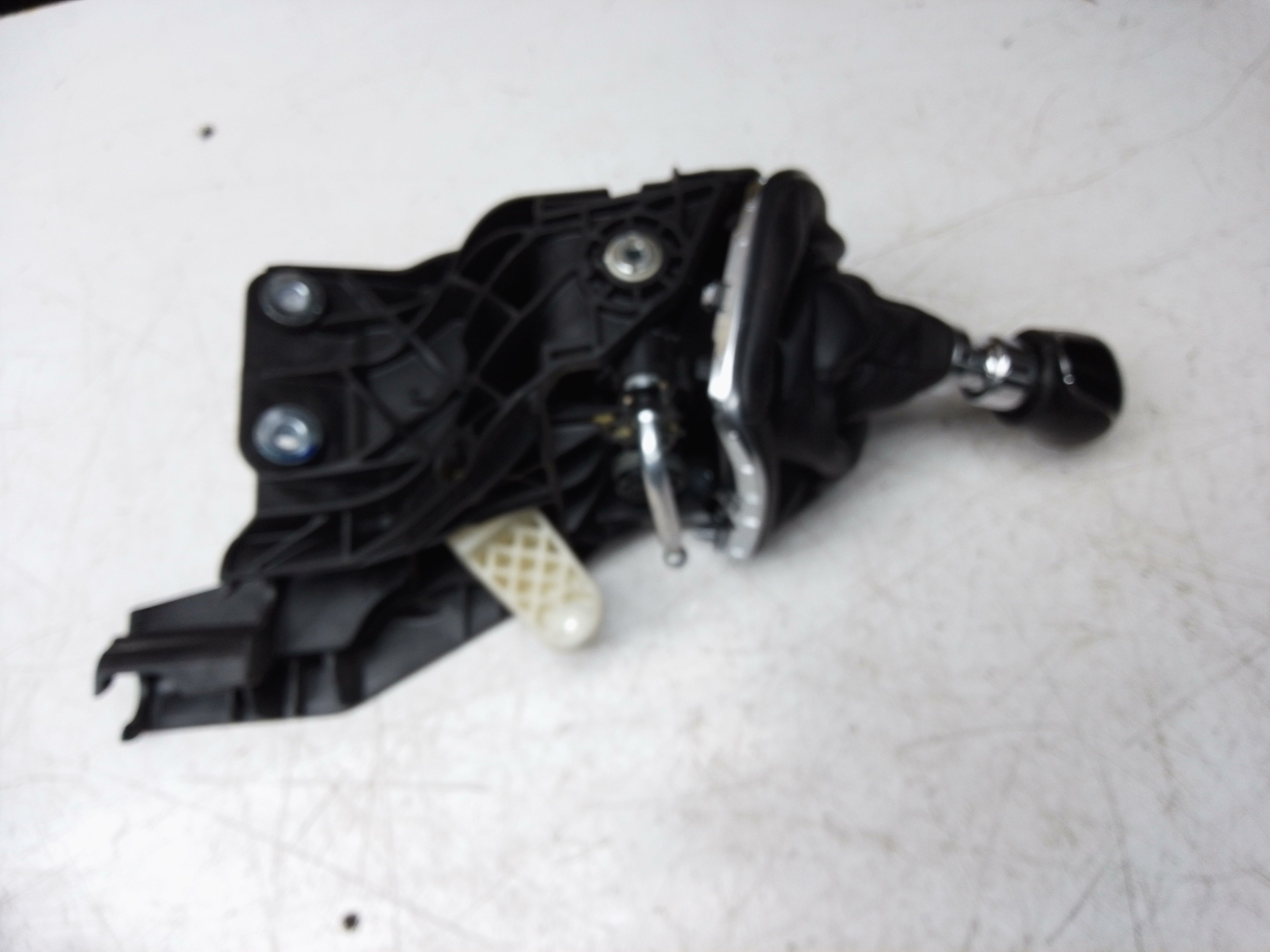 Ford Transit Custom 6-Speed Gear Shifting Mechanism 2018–2024 (JK2R-7C453-RKD)