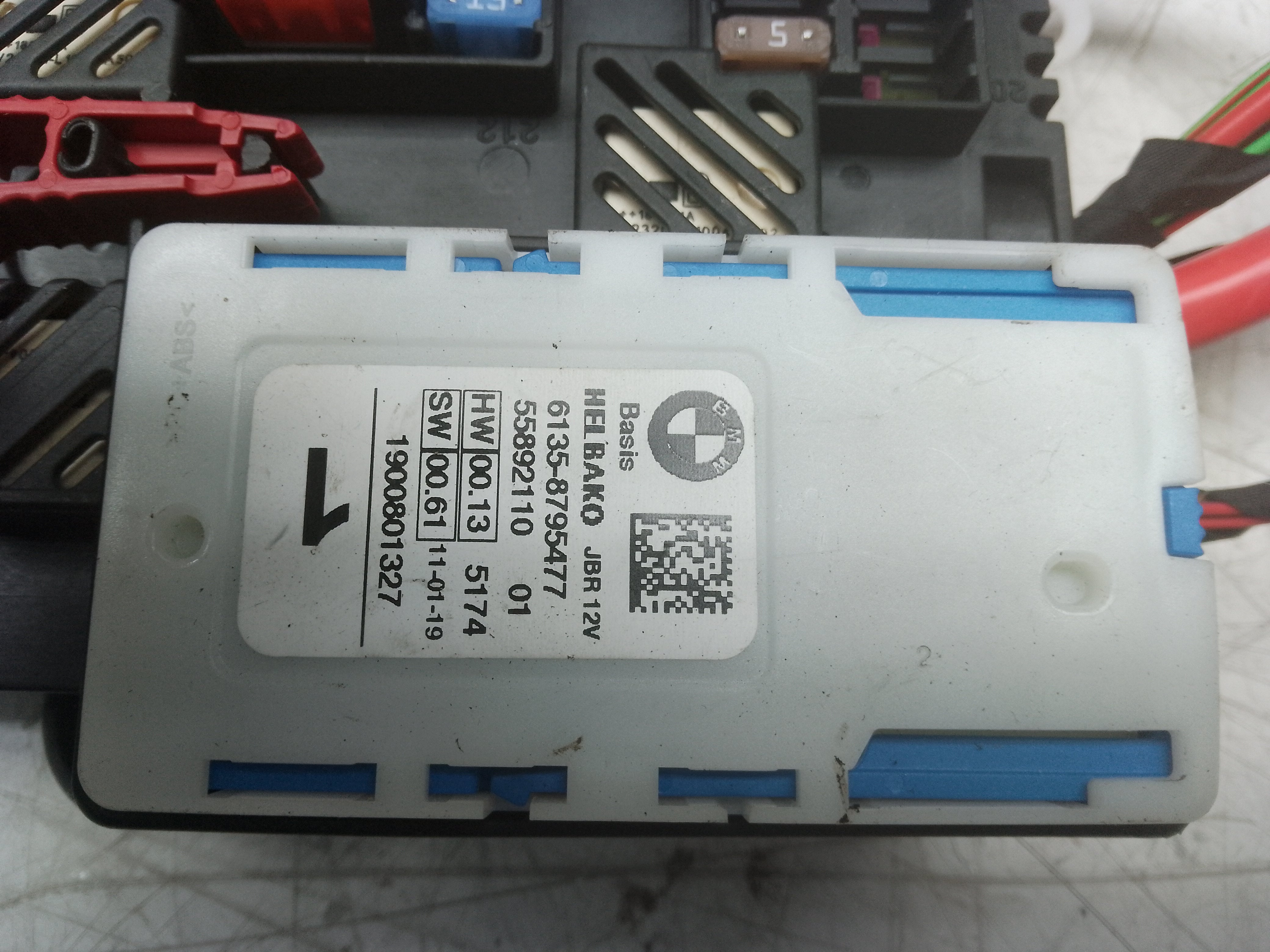 BMW 3 Series G20/G21 Fuse Relay Box (8715719)