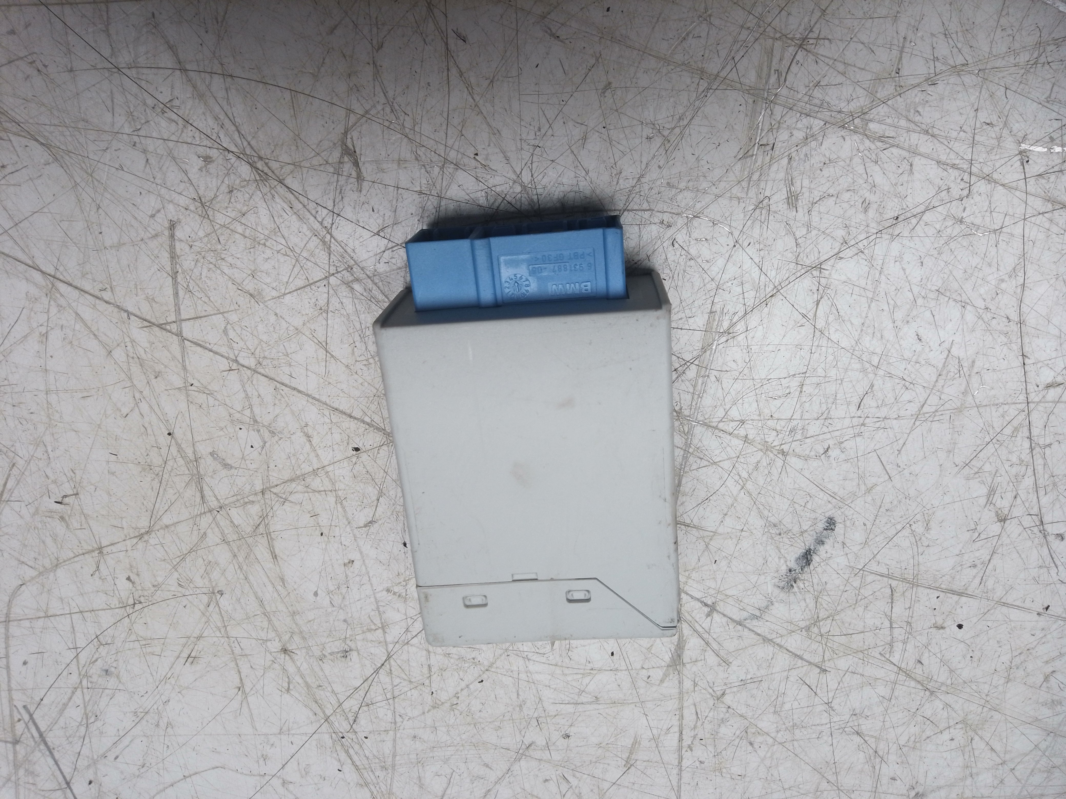 BMW F30  G30 G11 Hybrid Petrol Fuel Tank Control Module ECU (8482670)