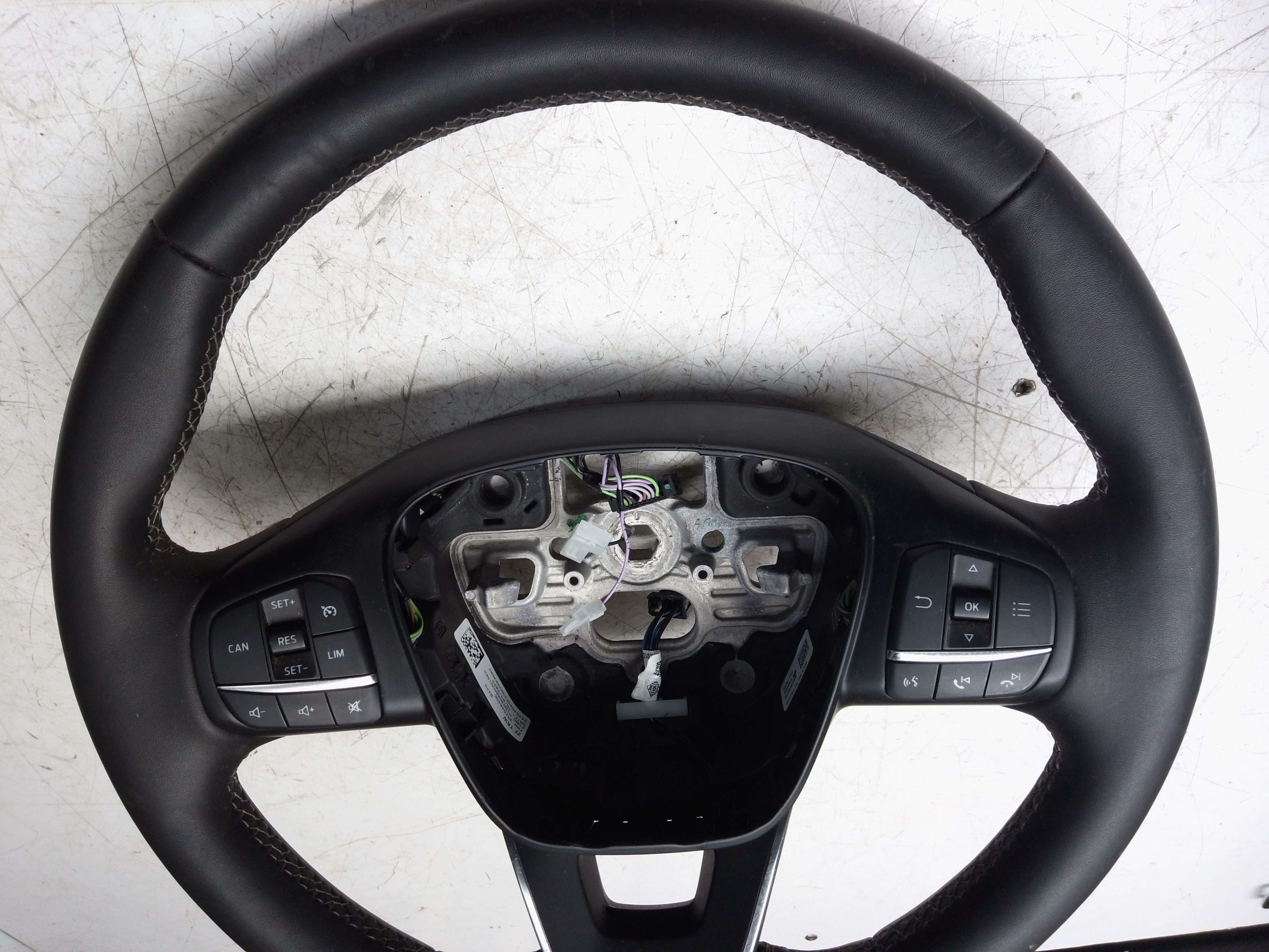 Ford Fiesta 2021–22 Leather Heated Steering Wheel (H1BB3600AVD1GKD)