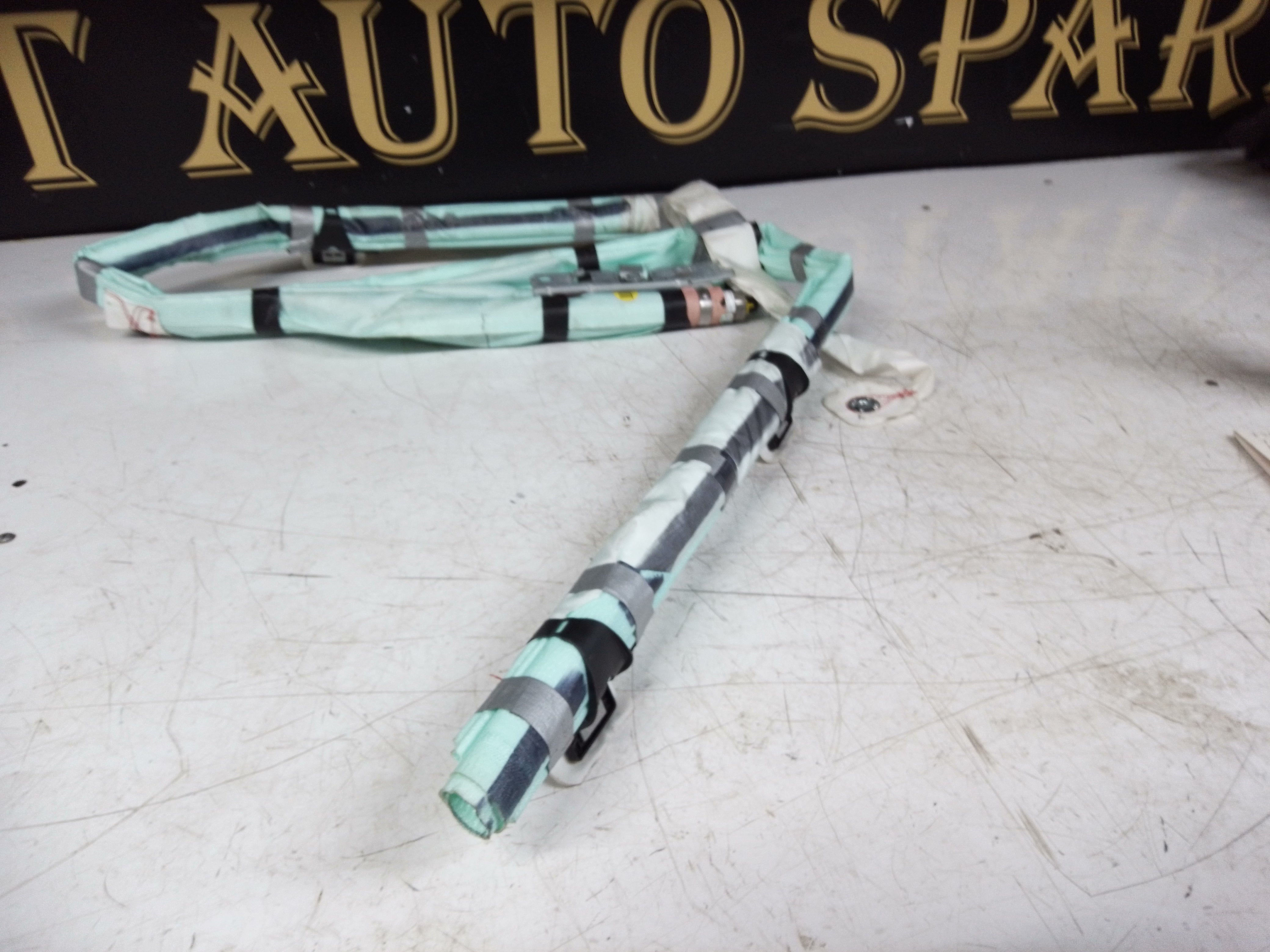 BMW X5 F15 F85 Right Side Roof Head Curtain Airbag (8175935)