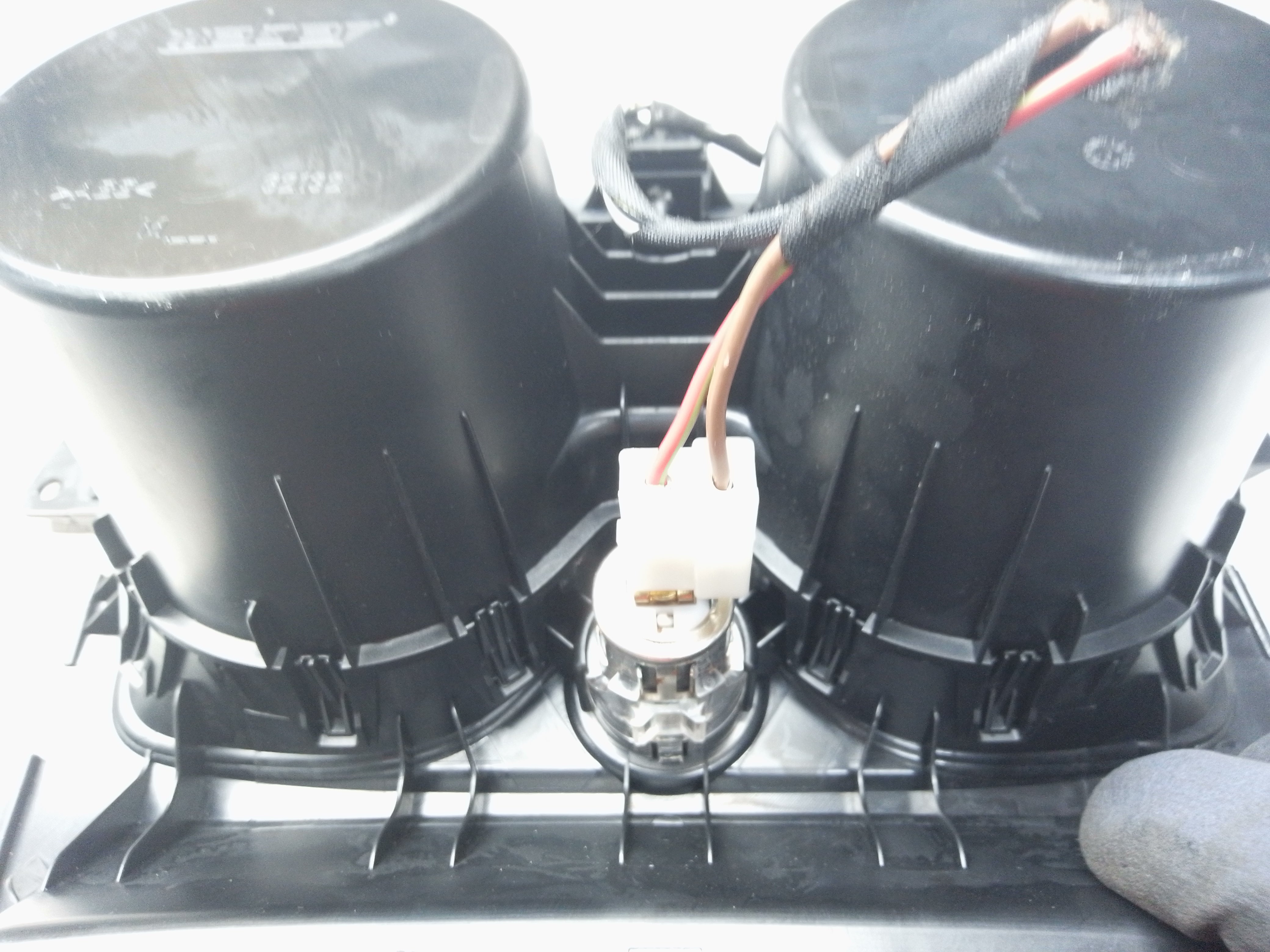 BMW 1 Series Hatchback Cup Holder (9207321)