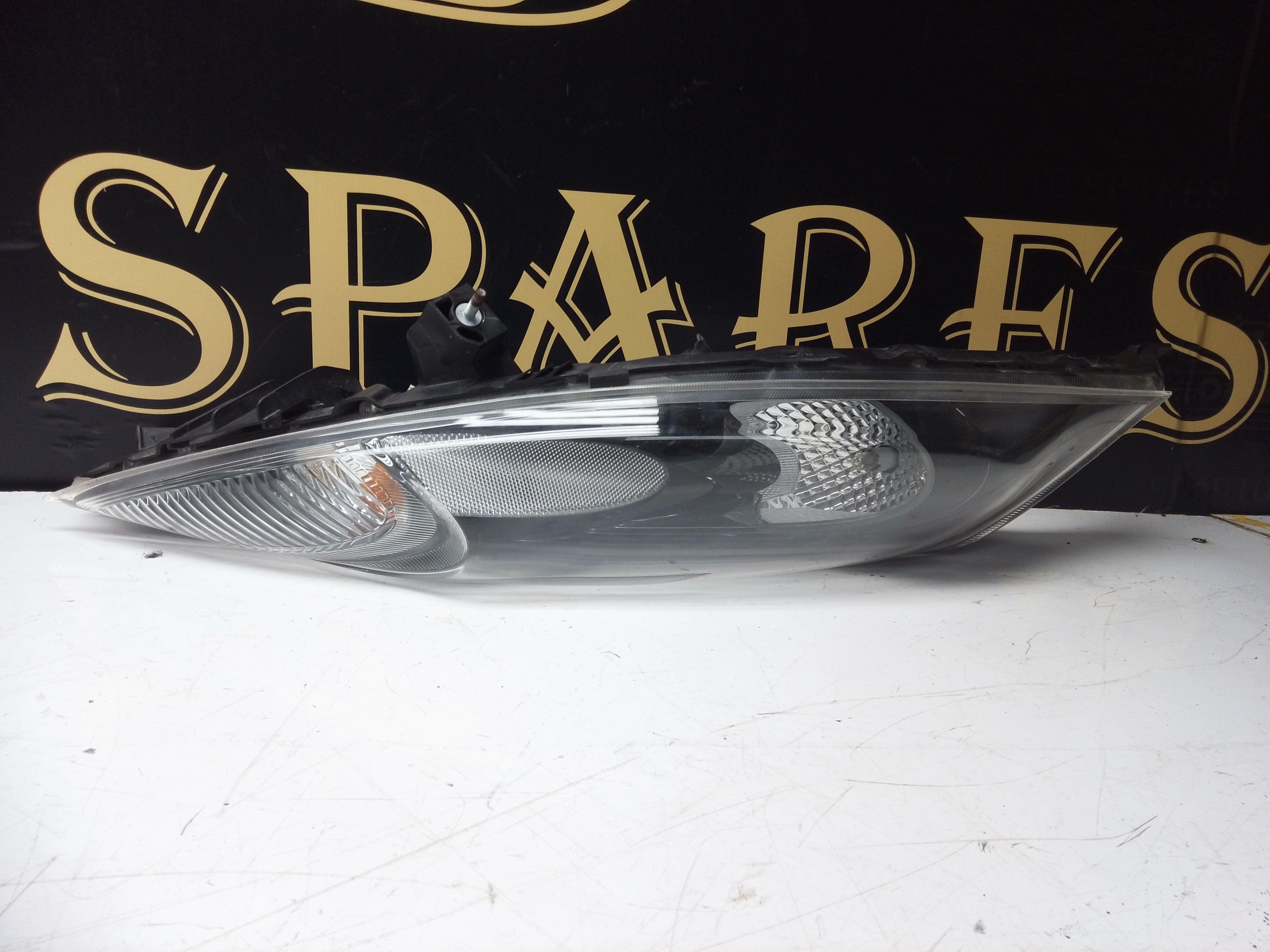 Nissan Juke Nismo 2014 Right Headlight (FACM0110000UK)
