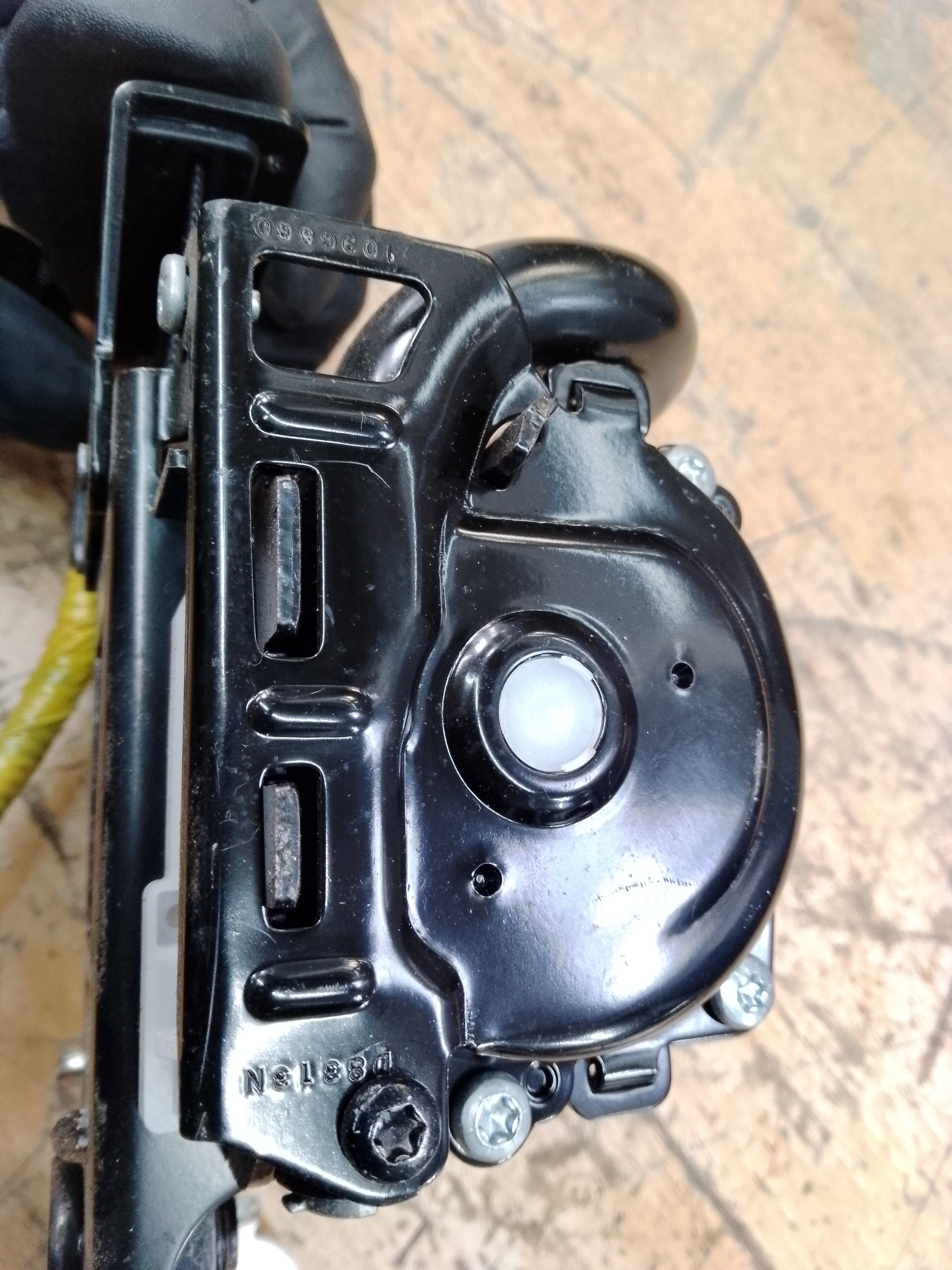 Mazda CX-5 2014 Front Seat Belt – Left Passenger Side (0589-P1-000146)