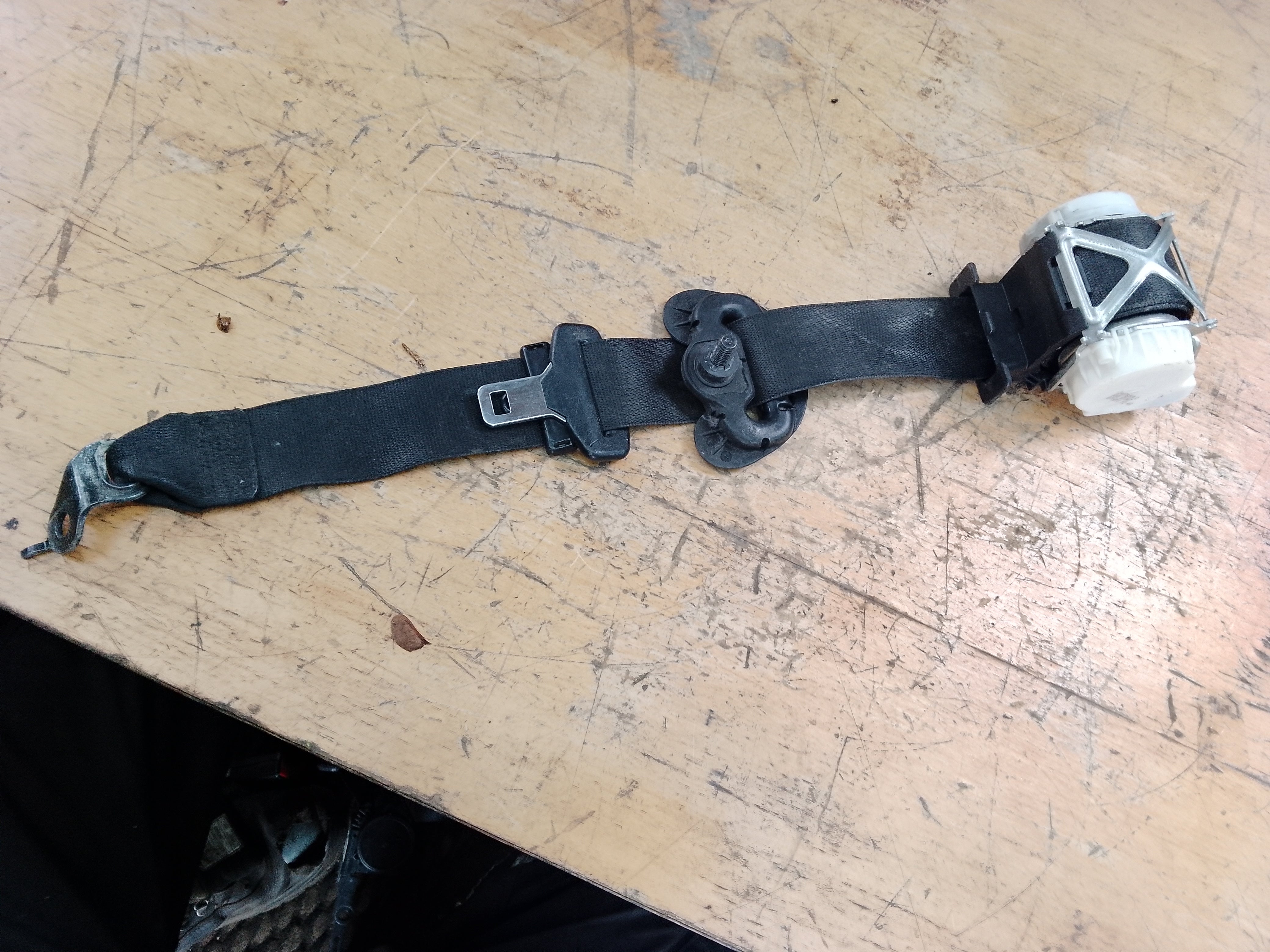 BMW 3 Series F30 2012–2016 Right Driver’s Seat Belt (34078319C) (A33059634B)