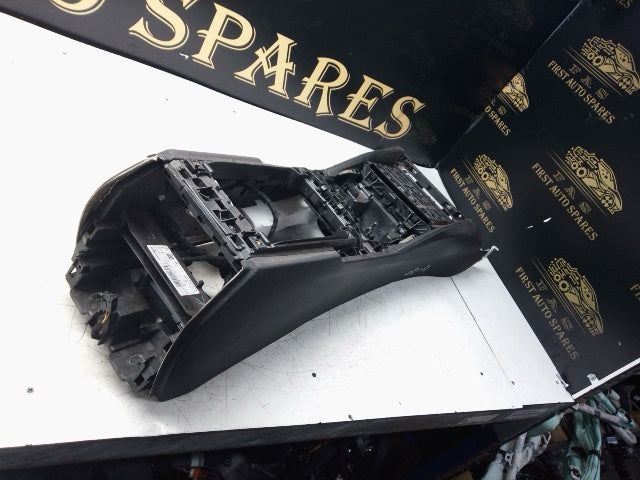 BMW 5 Series G30 2017–2023 Centre Console