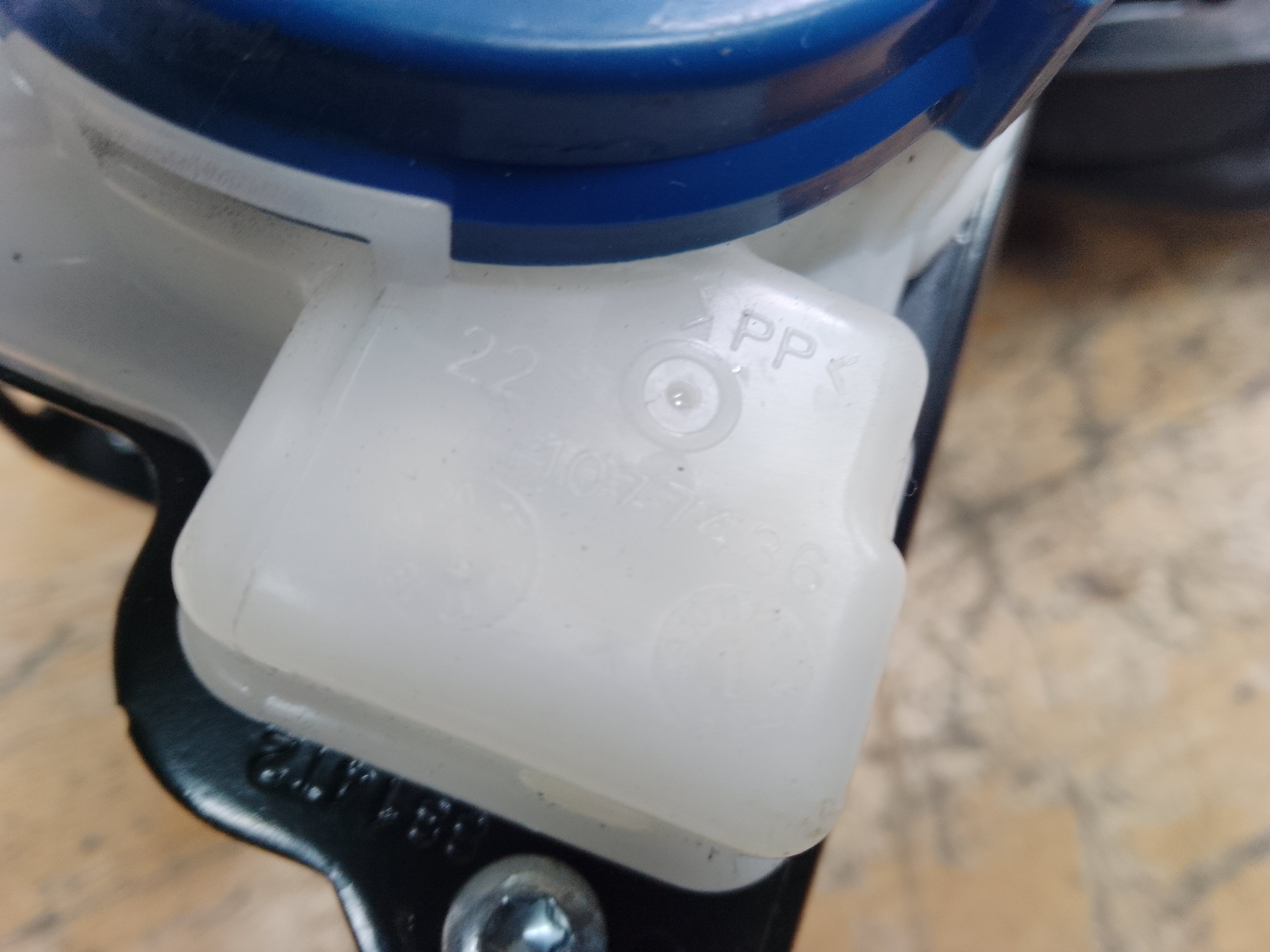 Toyota C-HR 2016-2023 Left Passenger Nearside Front Seat Belt (73220-F4010)