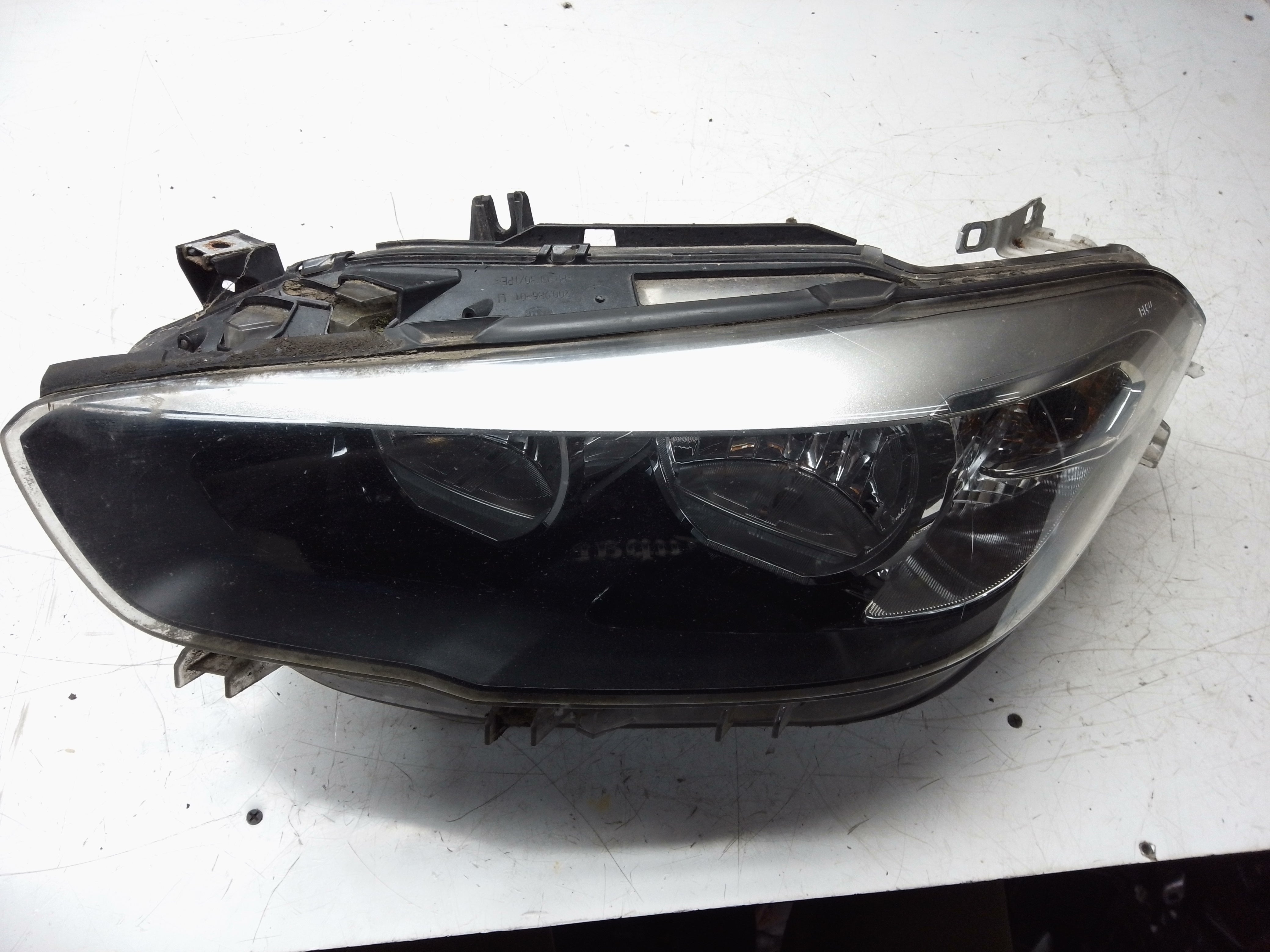 BMW 1 Series F20 F21 Left Side Headlight LED DRL (7358393-09)