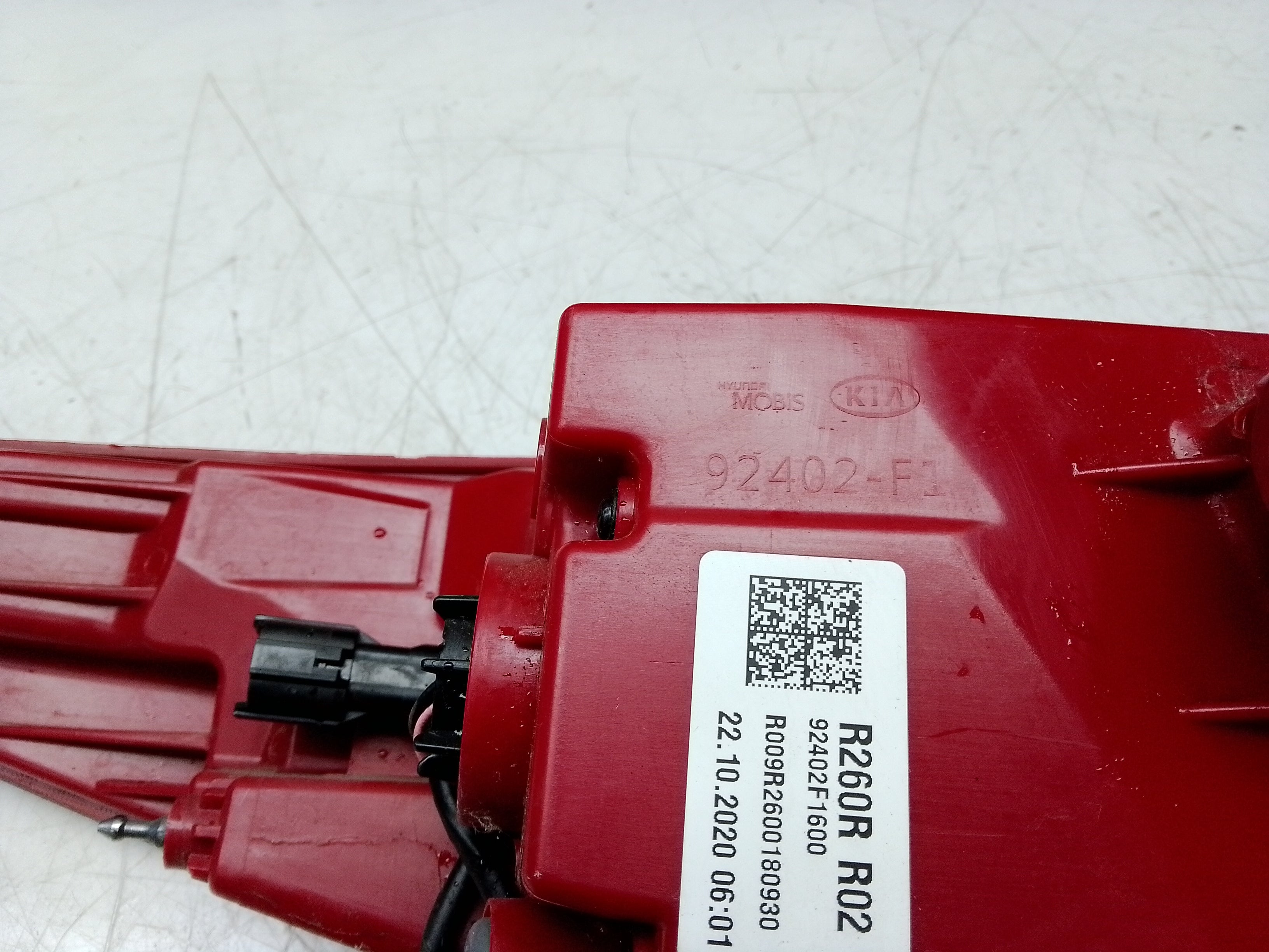 Kia Sportage 2020 Driver Right Side Rear Light (92402F1600)