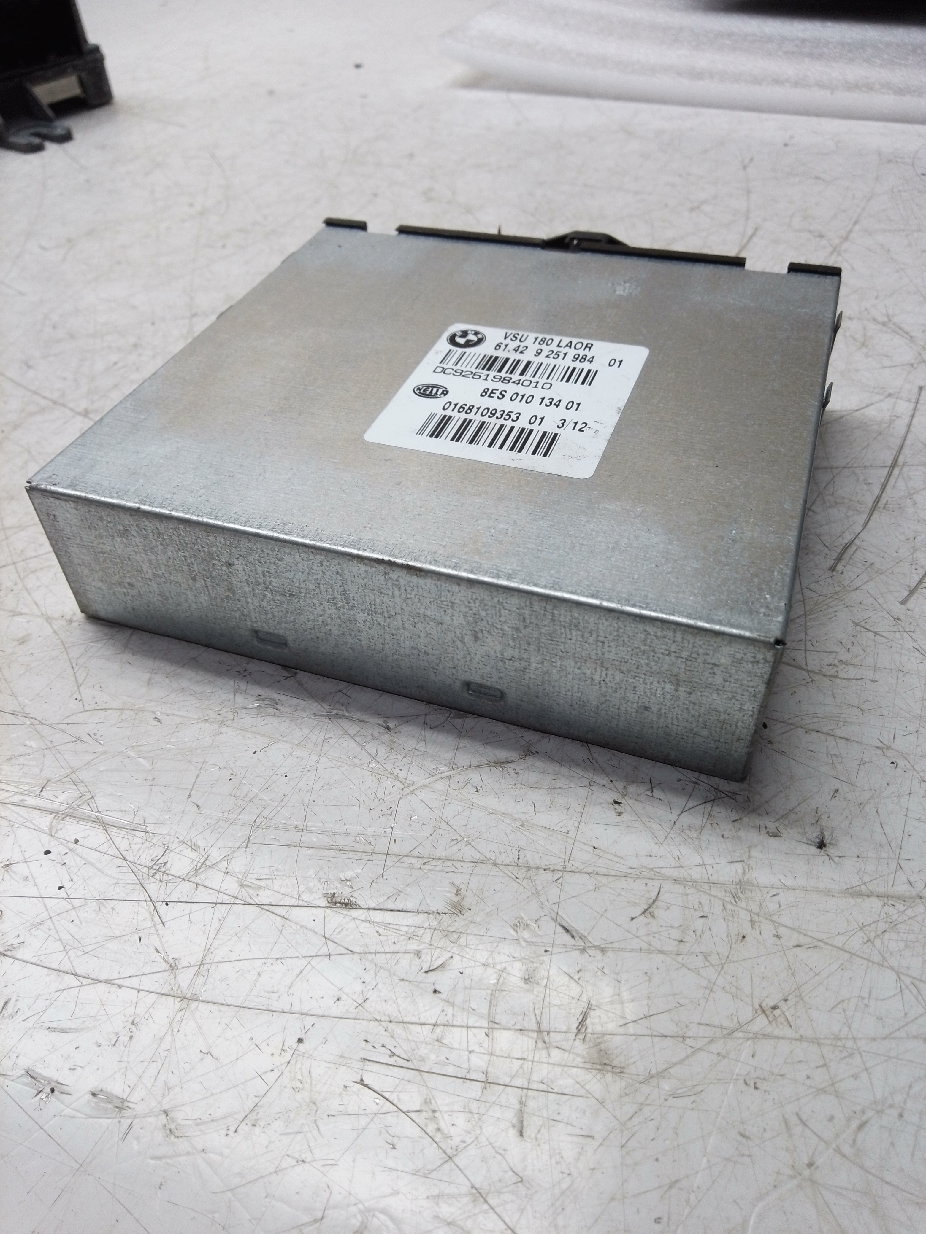 BMW 3 Series F30 VSU Voltage Converter Module 925198401 – 2012–2019