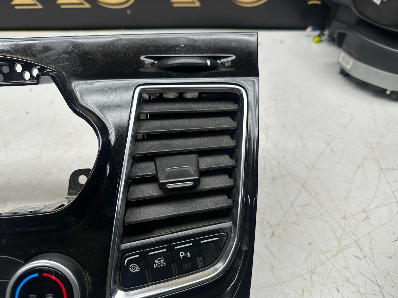 Ford Transit 350 Heater Control Panel (JK21-18835-BDW)