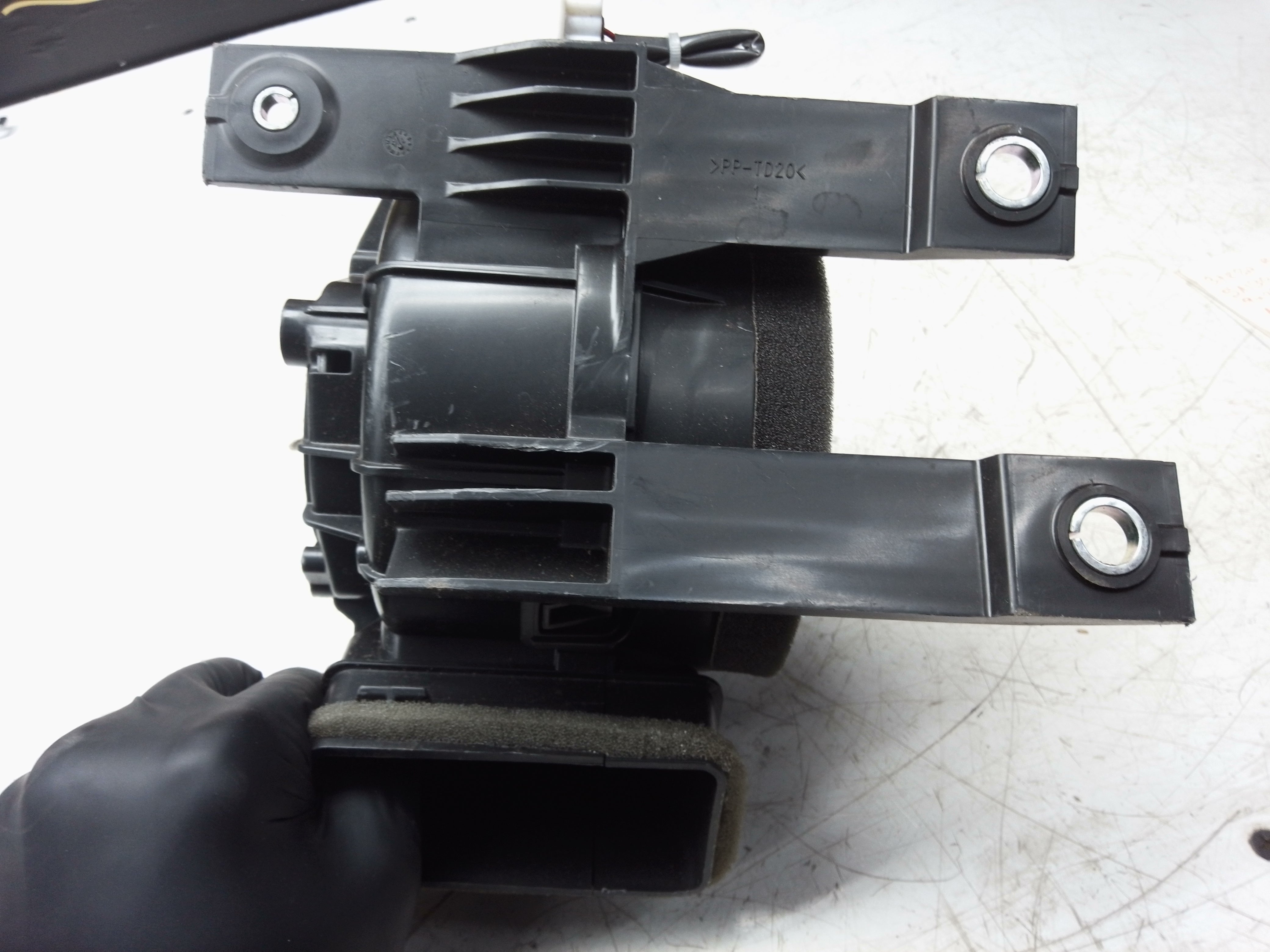 Toyota Corolla 2019–23 Battery Cooling Heater Fan (G9230-47080)