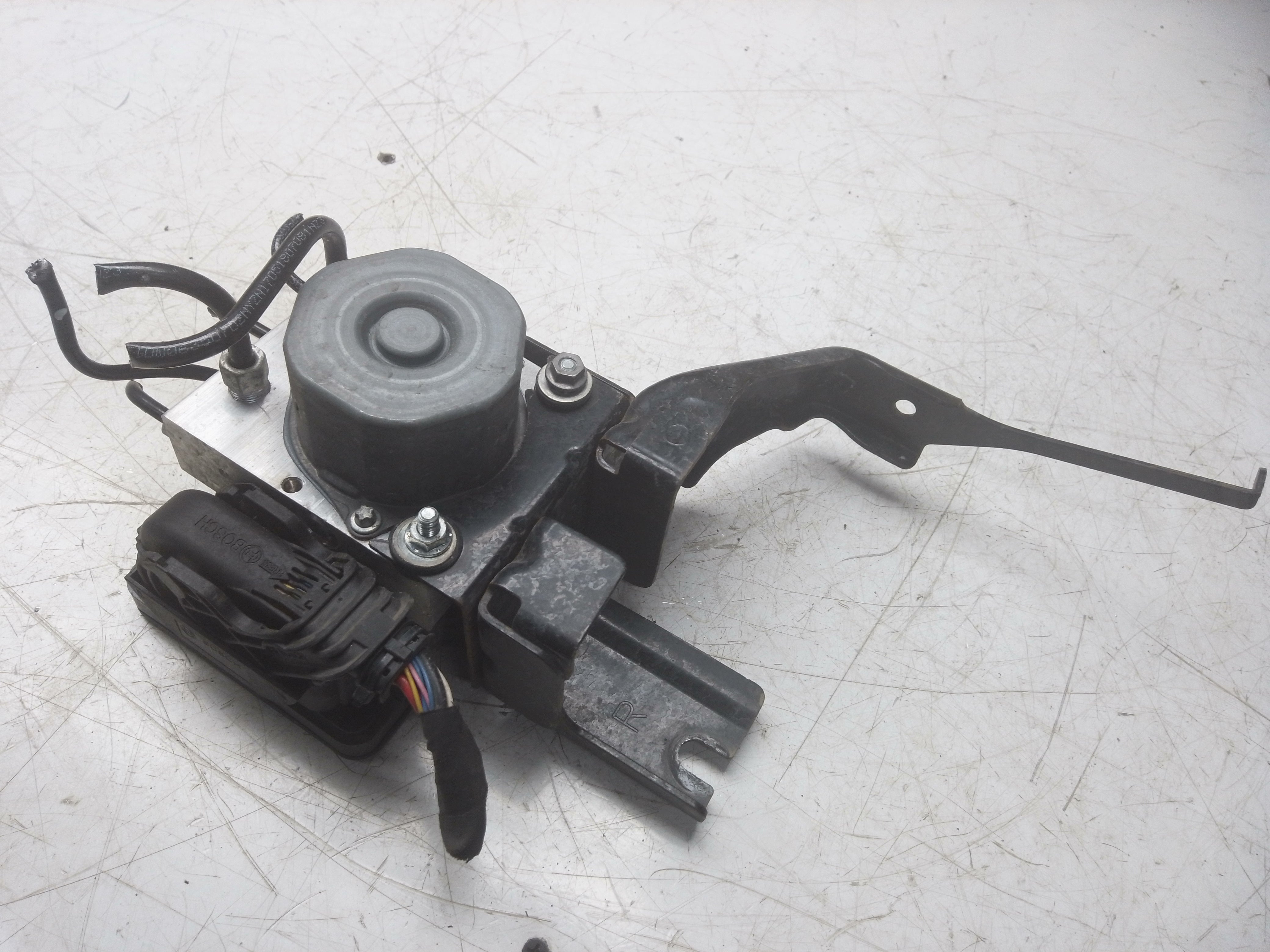 Nissan Micra ABS Pump Control Module ECU (47660-5FA0A)