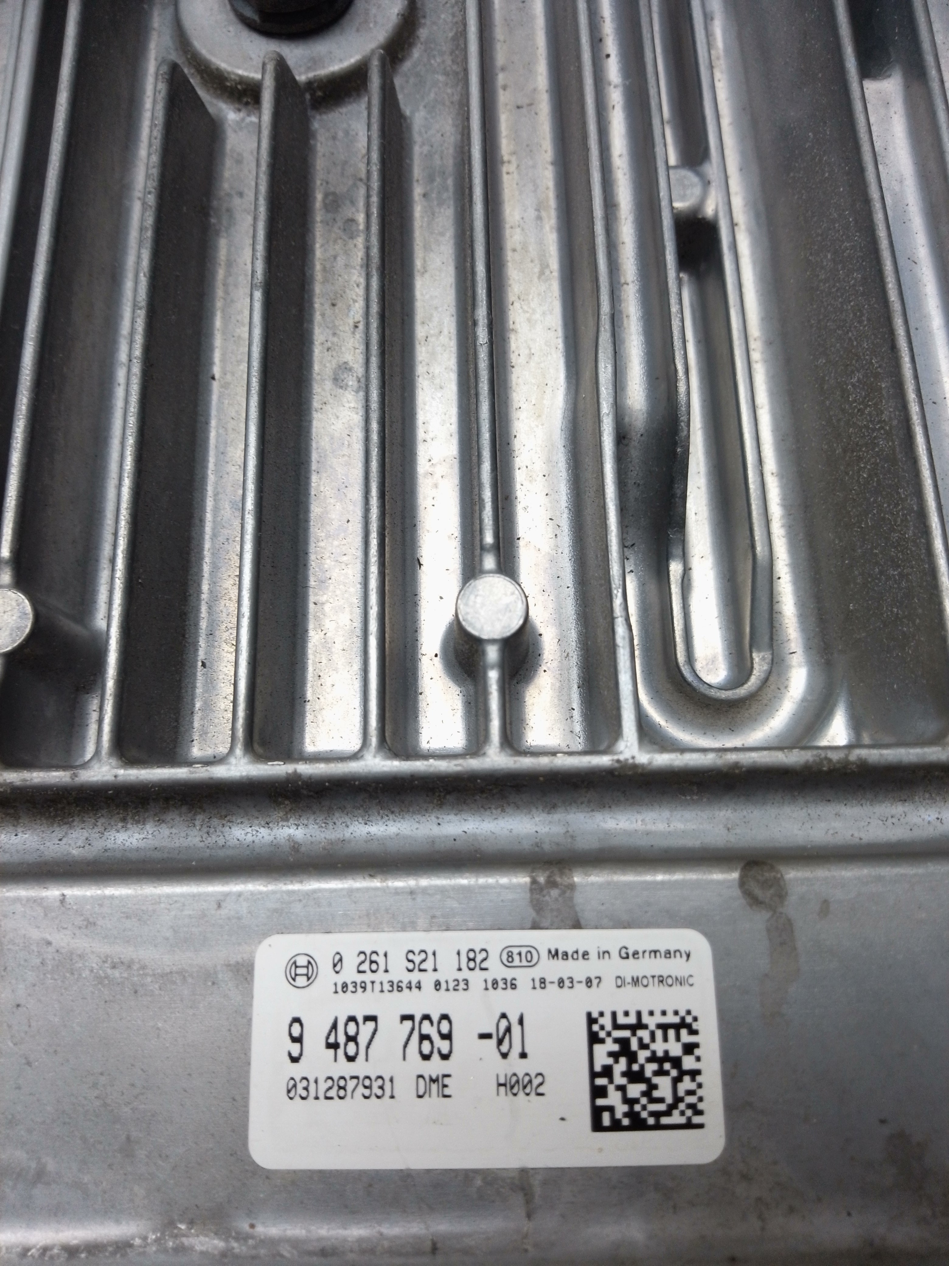 BMW 3 Series F30 2.0 Hybrid Engine ECU 9487769-01 – 2016–2019