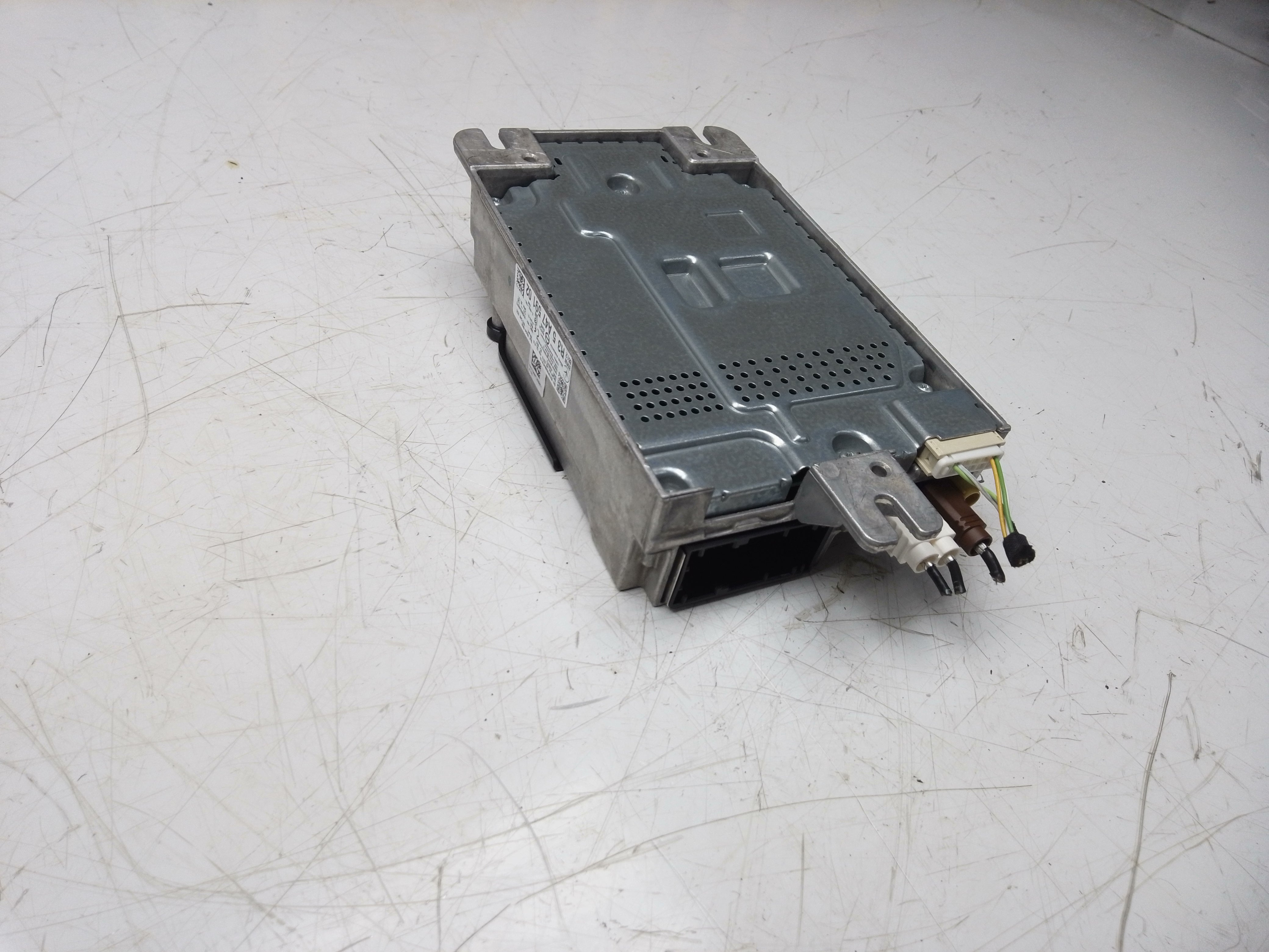 BMW X4 G02 2018 Sound Amplifier (5A4759102) (6512 R3 5 A4759102)