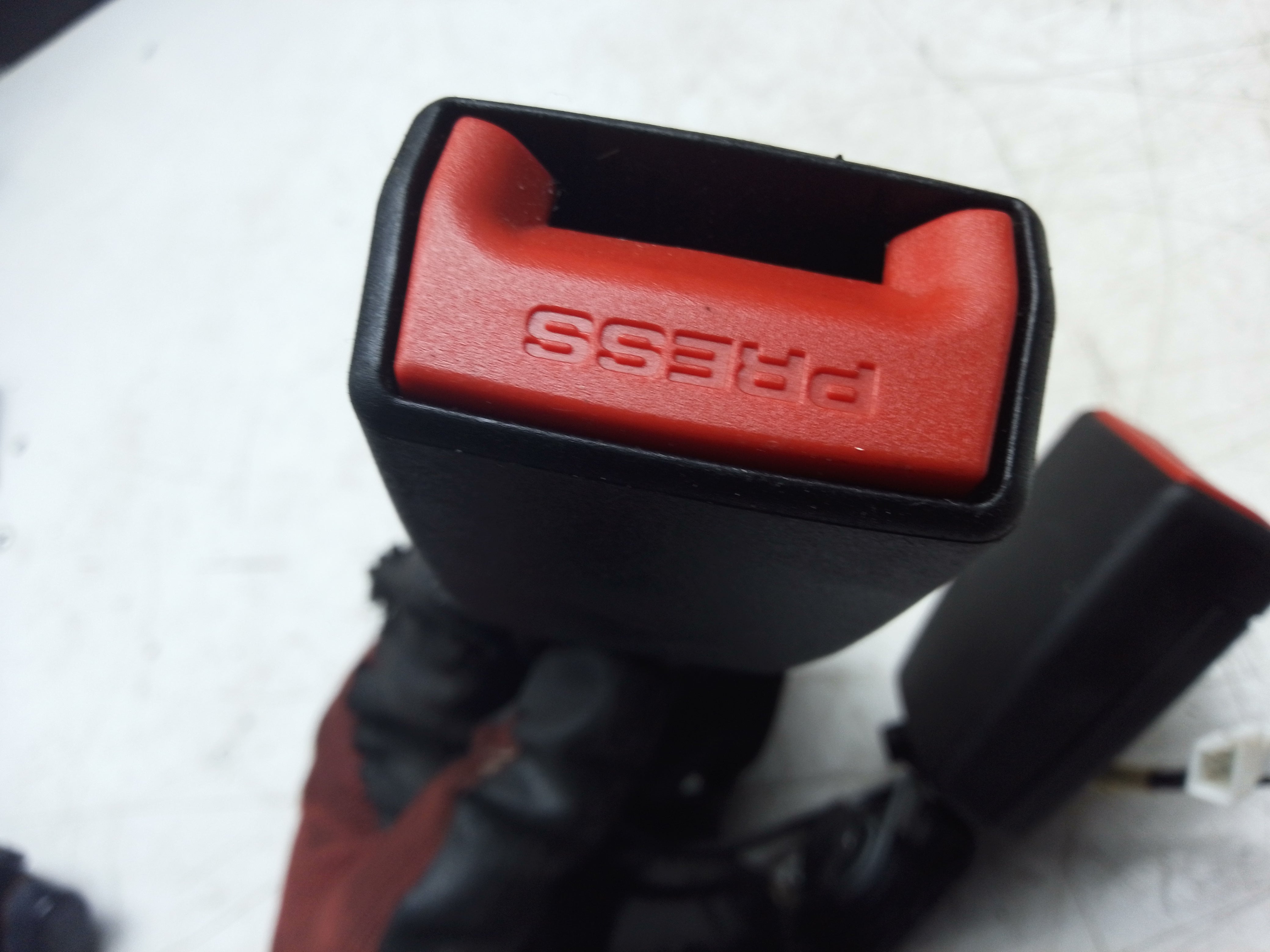 BMW X3 X4 G01/G02 Right Rear Seat Belt Buckle (34216817B)