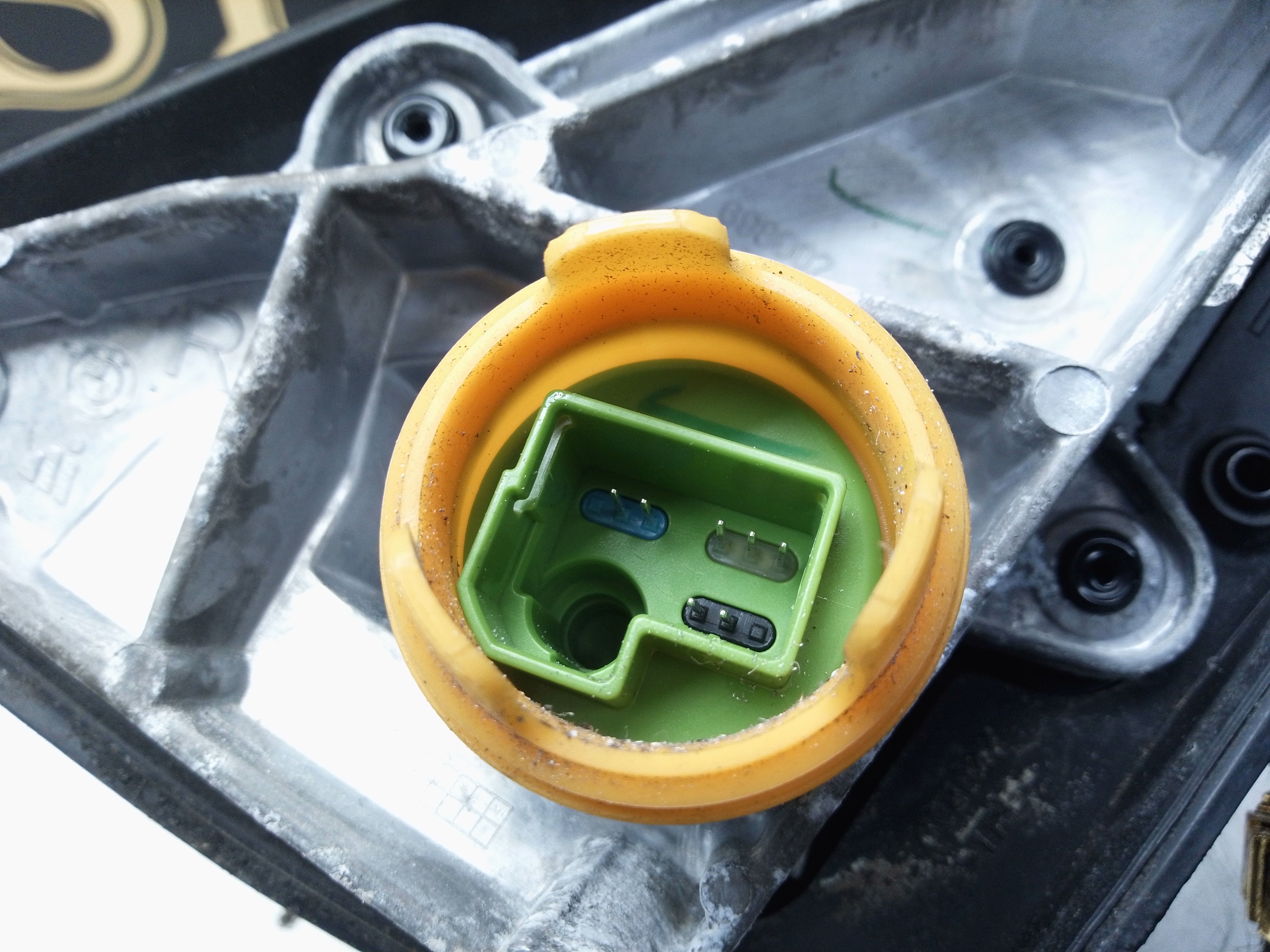 BMW X5 F15 2016–2020 Right Wing Mirror Electric 7-Pin Connection (698002)