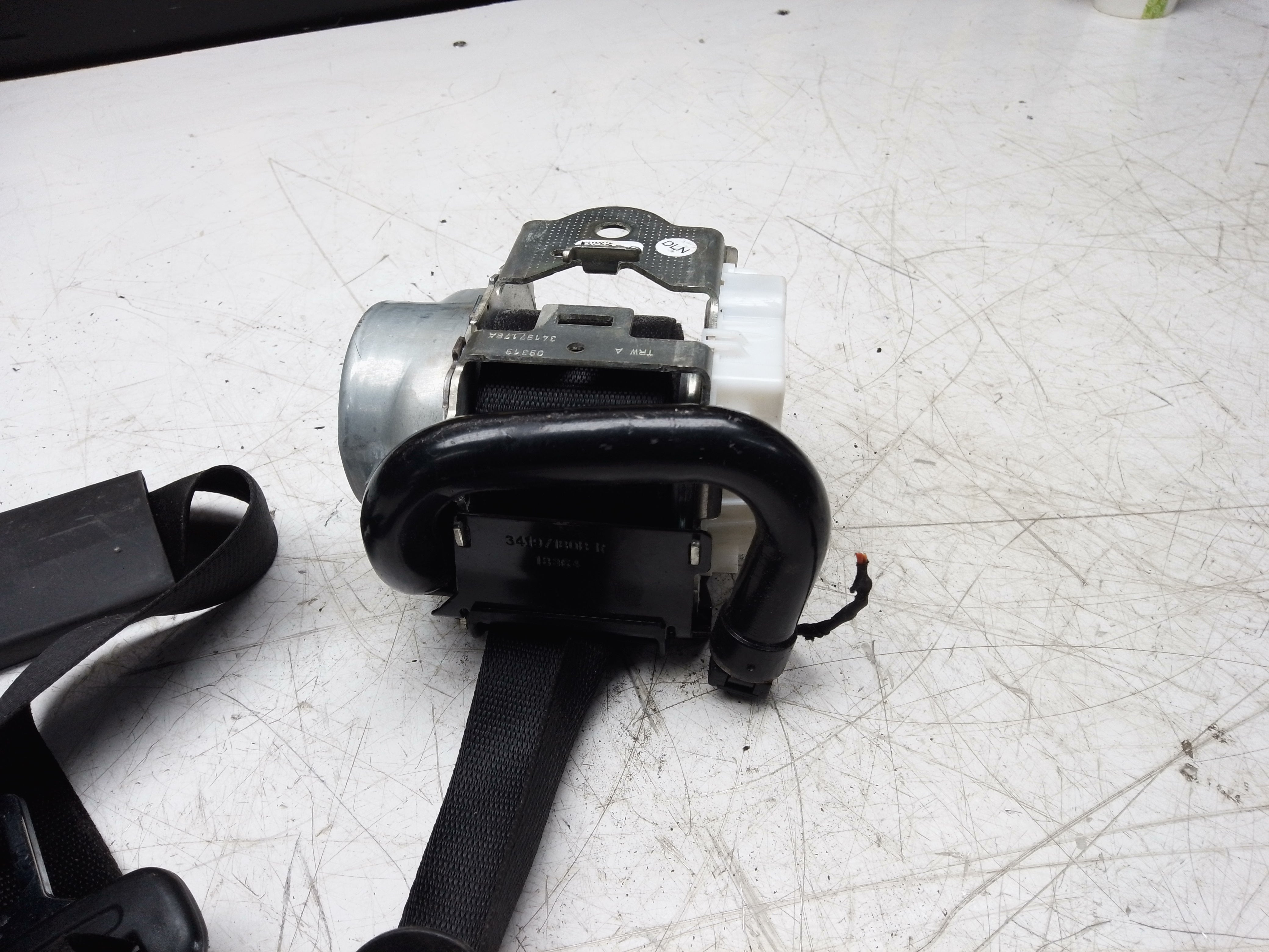 BMW X3 / X4 Rear Right Side Seat Belt (7469998)