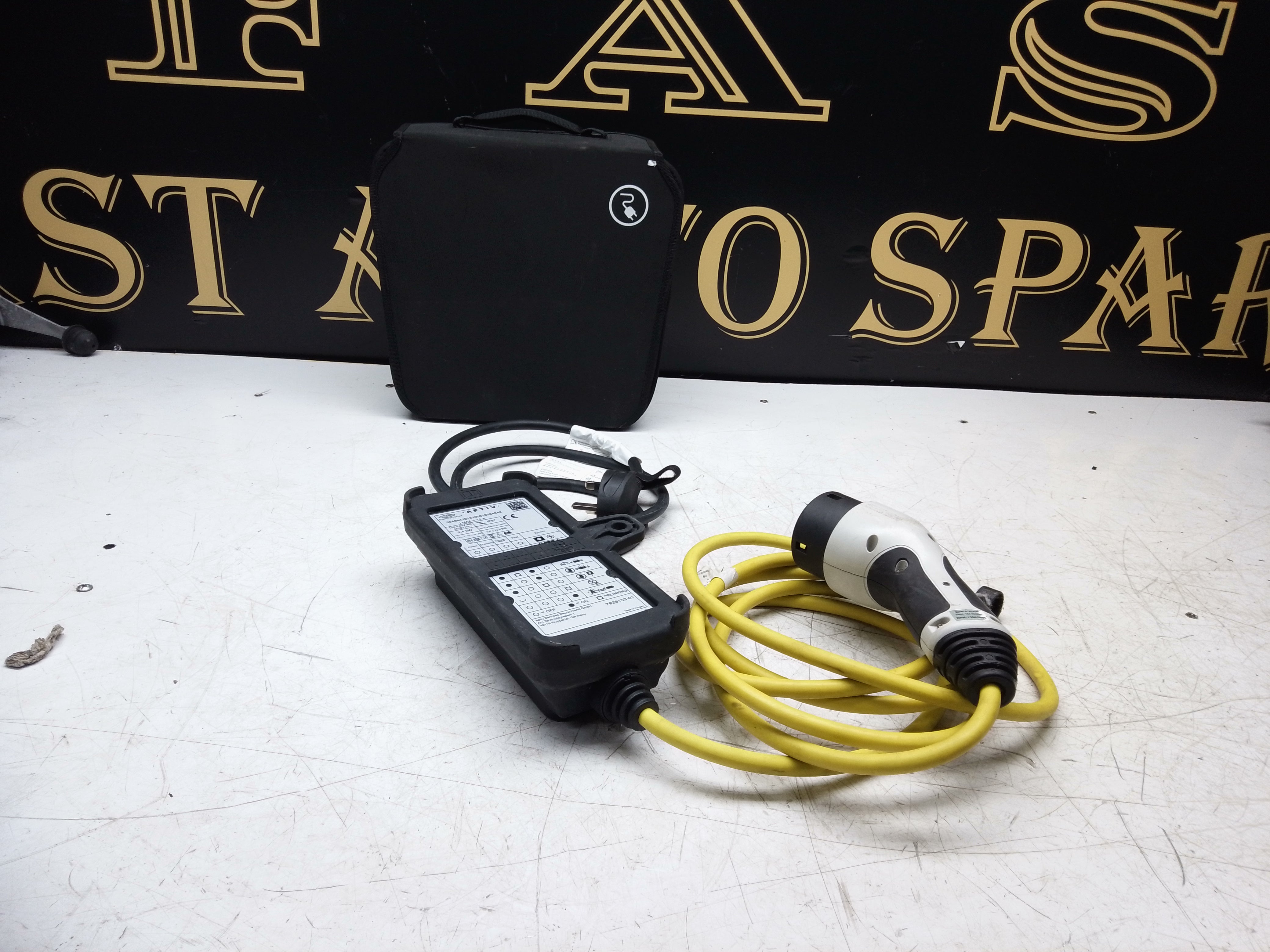 BMW EV / PHEV Type 2 Charging Cable X2 X3 30e X5 45e 330e 745Le (7926153-01)