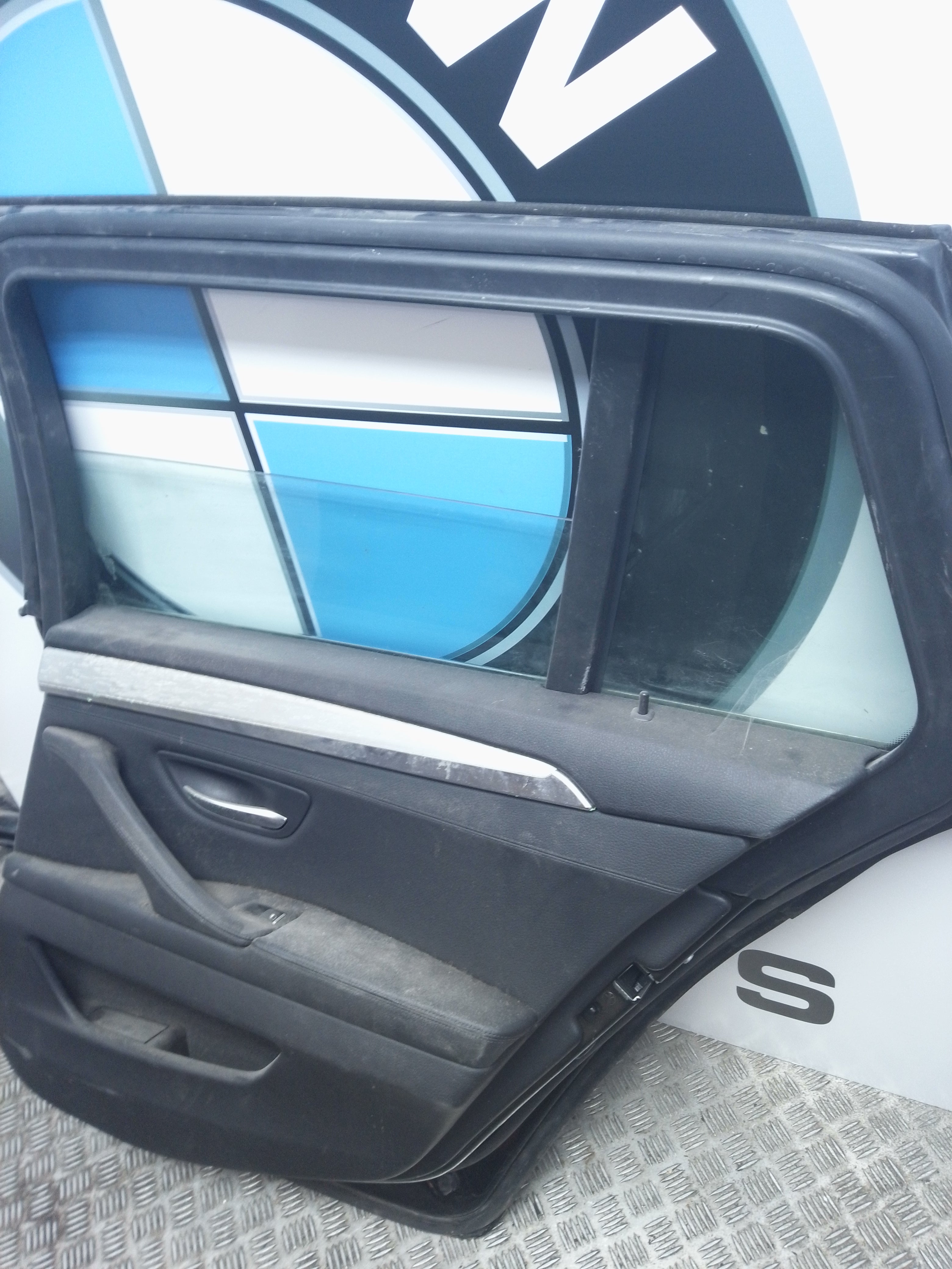 BMW 3 Series F31 Passenger Side Door (Right Front Door Shell) – 2014–2018
