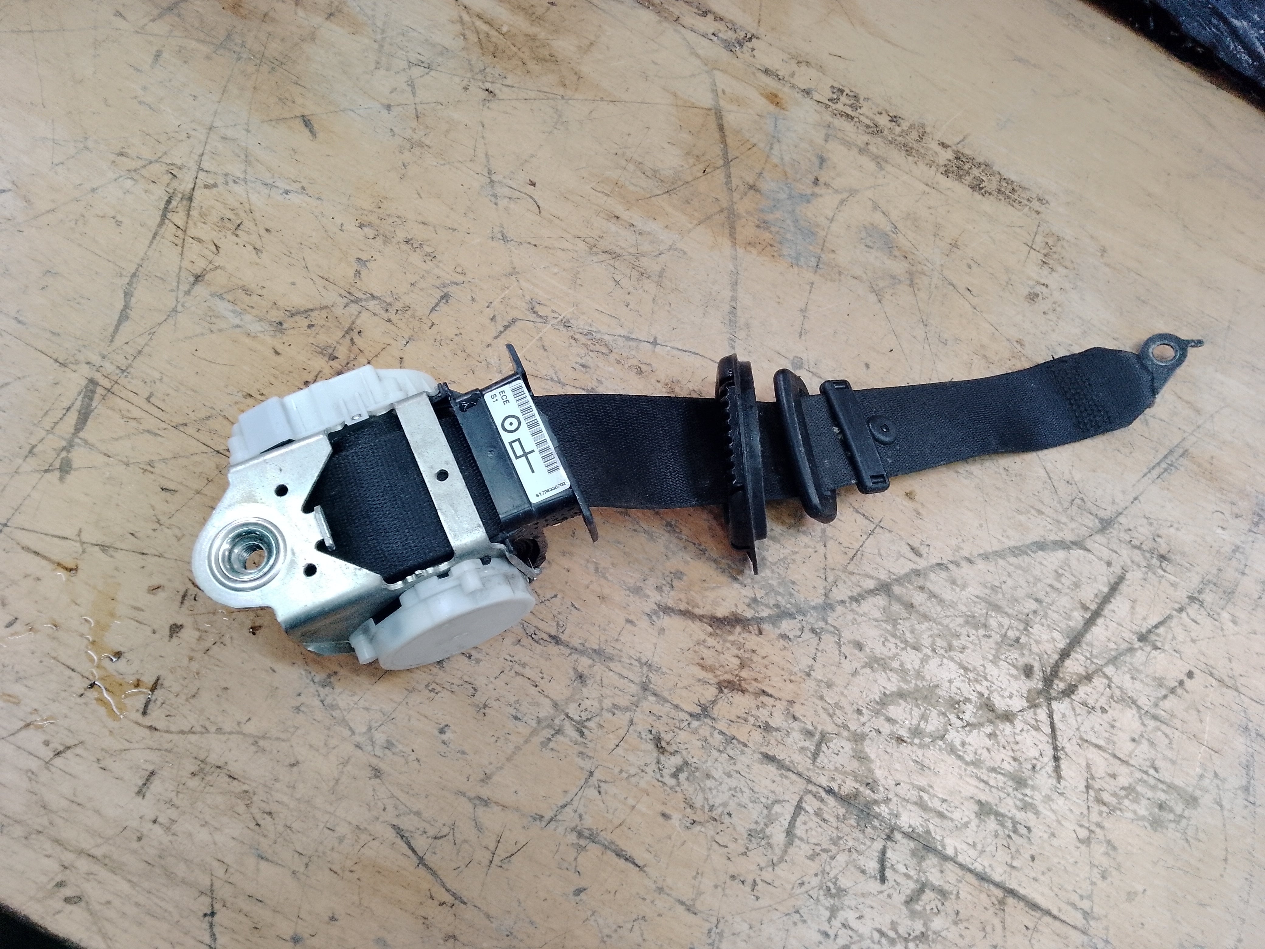 BMW 3 Series F30 2011 Passenger Left Front Seat Belt (34078320C) (A33059634B)