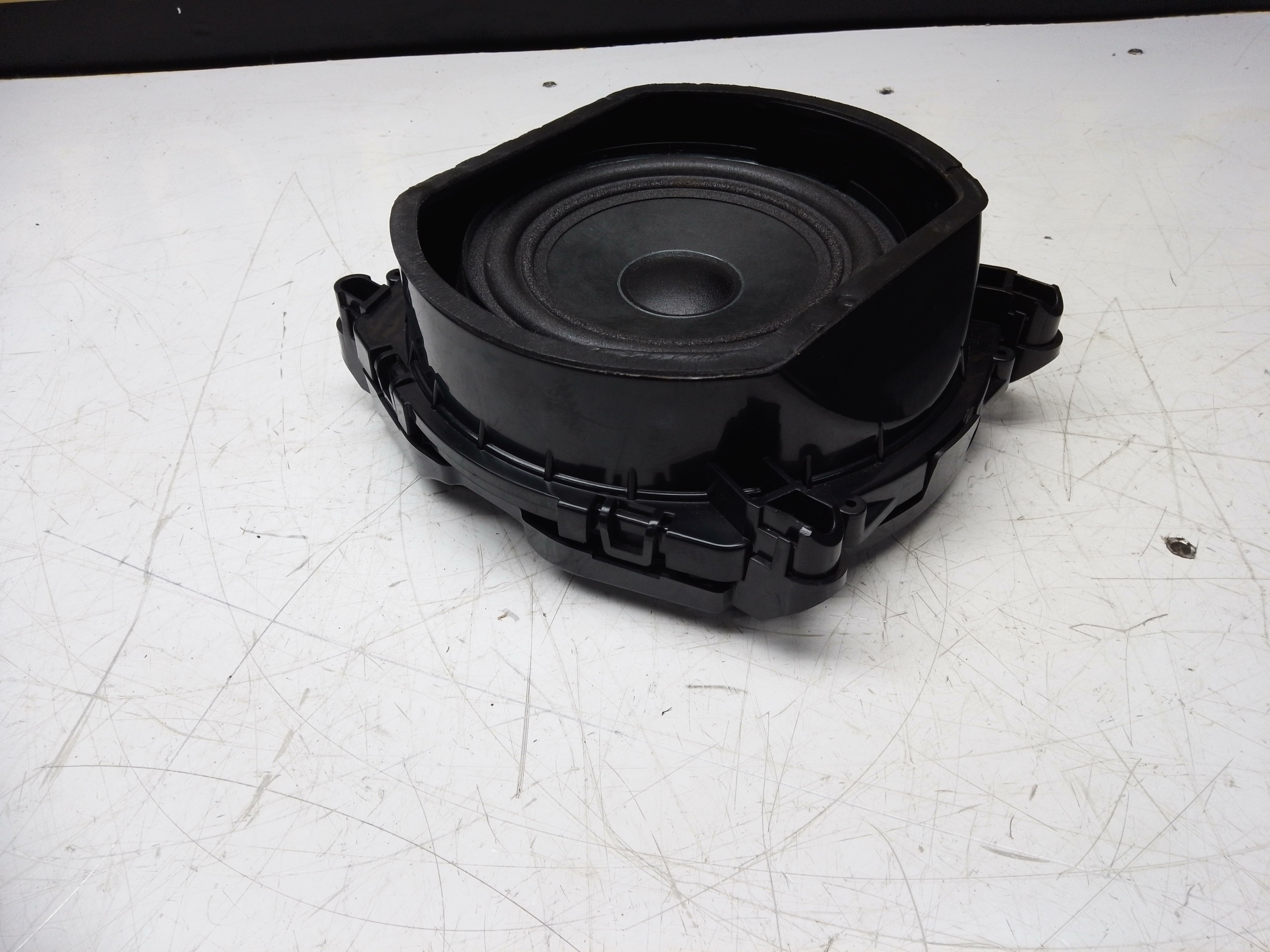 BMW F15 F16 X5 X6 Subwoofers Bass Speakers (9287756) (6513 9287756-01)