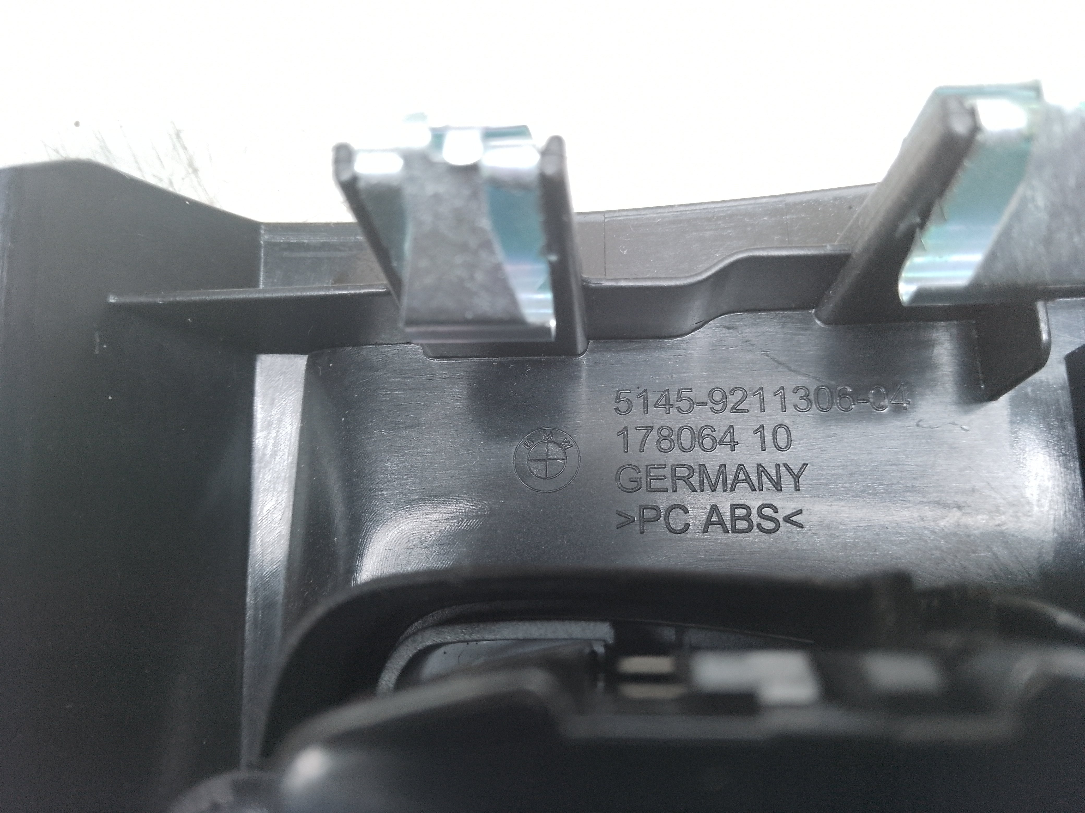 BMW 1 Series F20 F21 Headlight Control Switch & Trim (9211306)