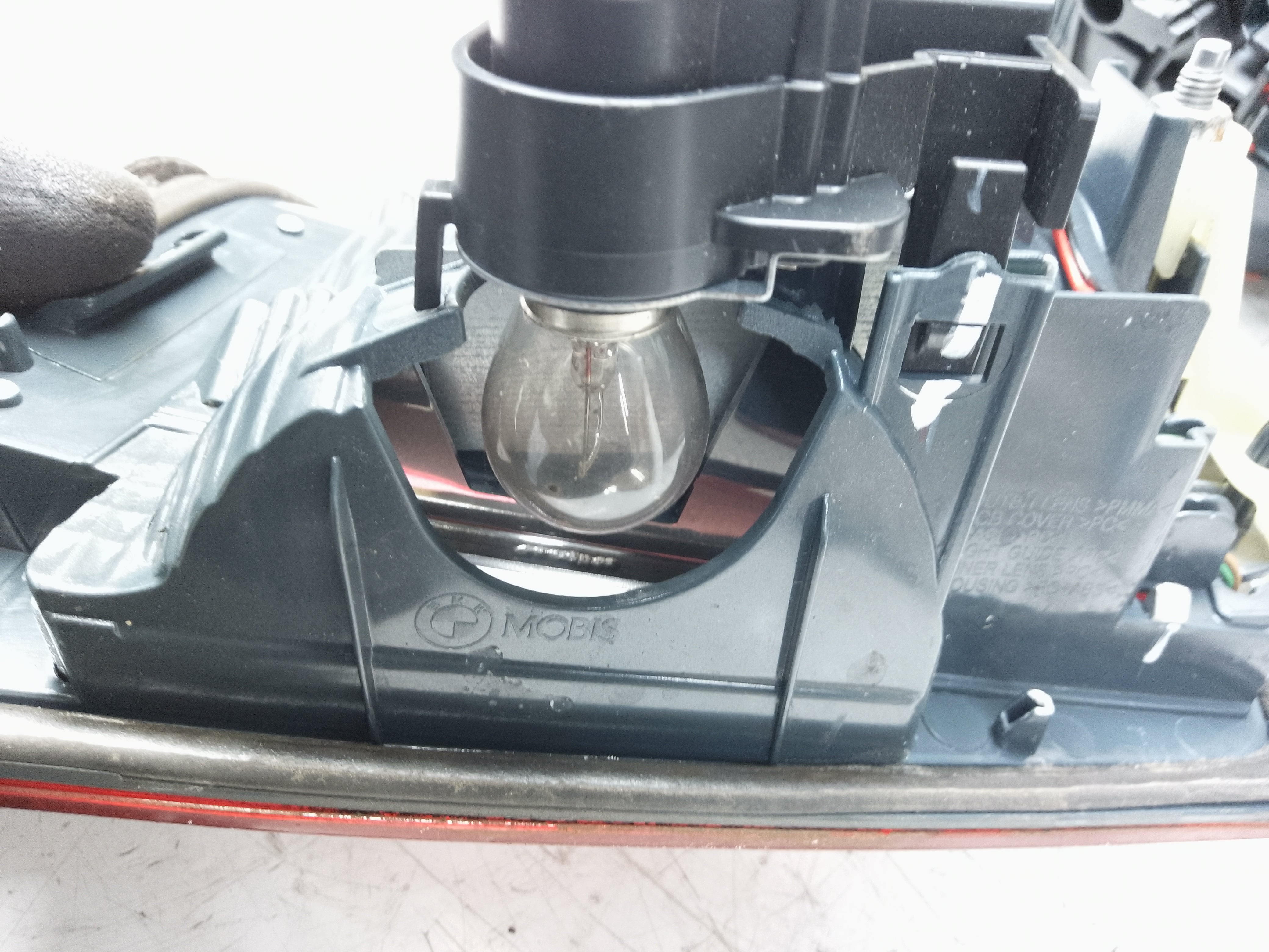 BMW 3 Series F30 F31 2012 Left Rear Inner Tail Light (183611-12) (7259915-09)