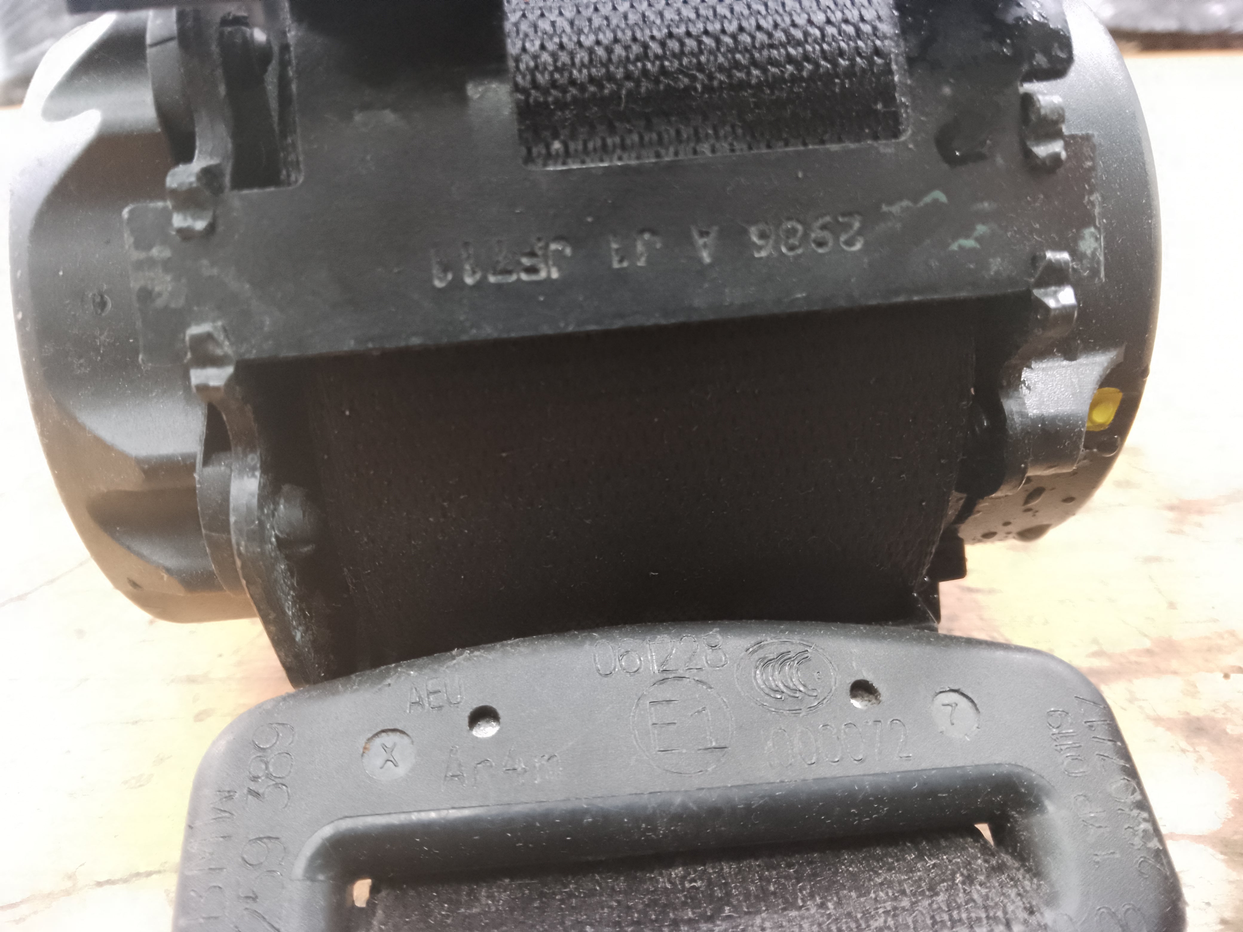 BMW 3 Series F30 2011–2019 Rear Seat Belt – Left or Right (619185300E)