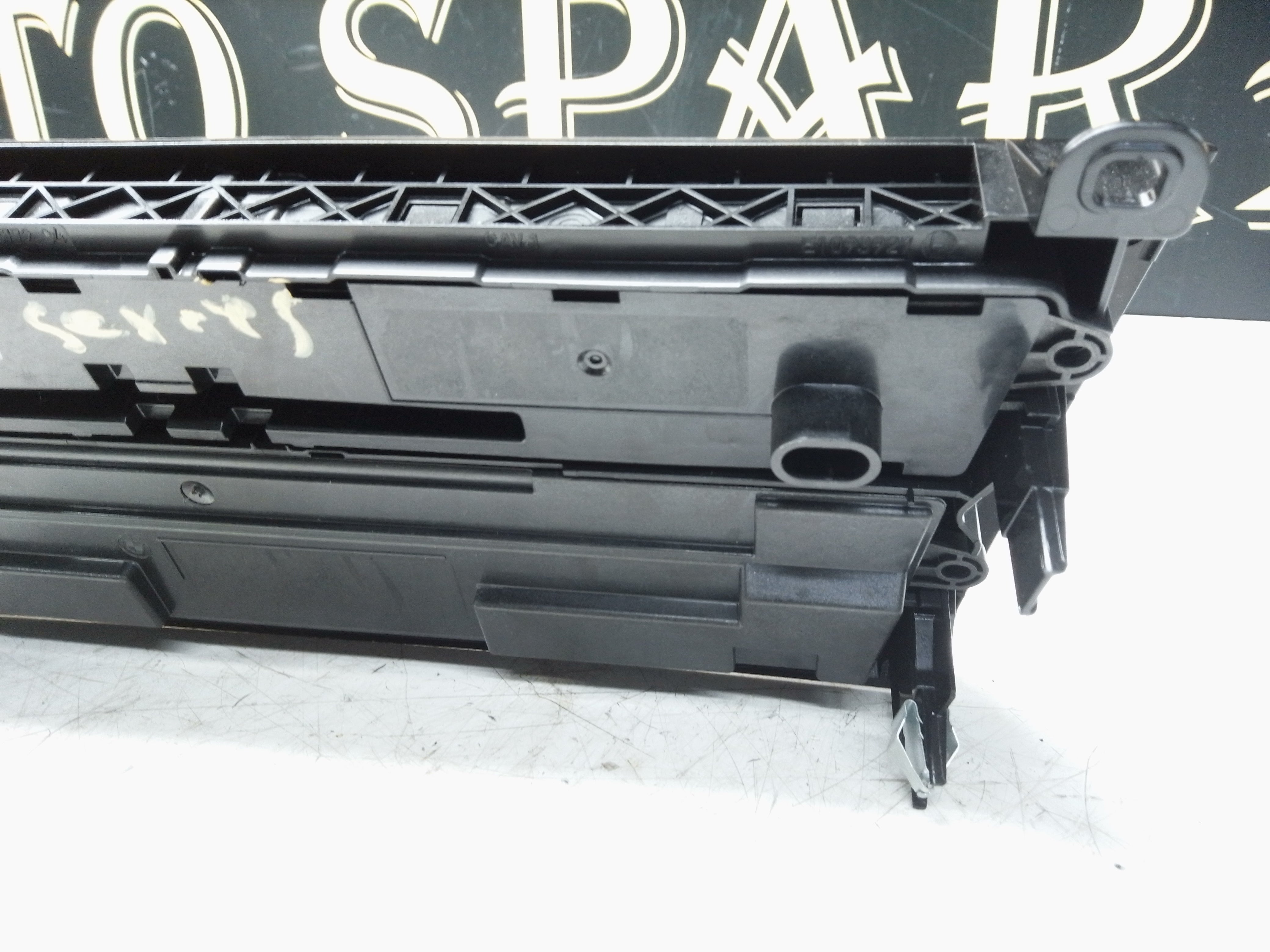 BMW 1 Series F20 / F21 LCI A/C Climate Control Panel with Heated Seats (9338772)