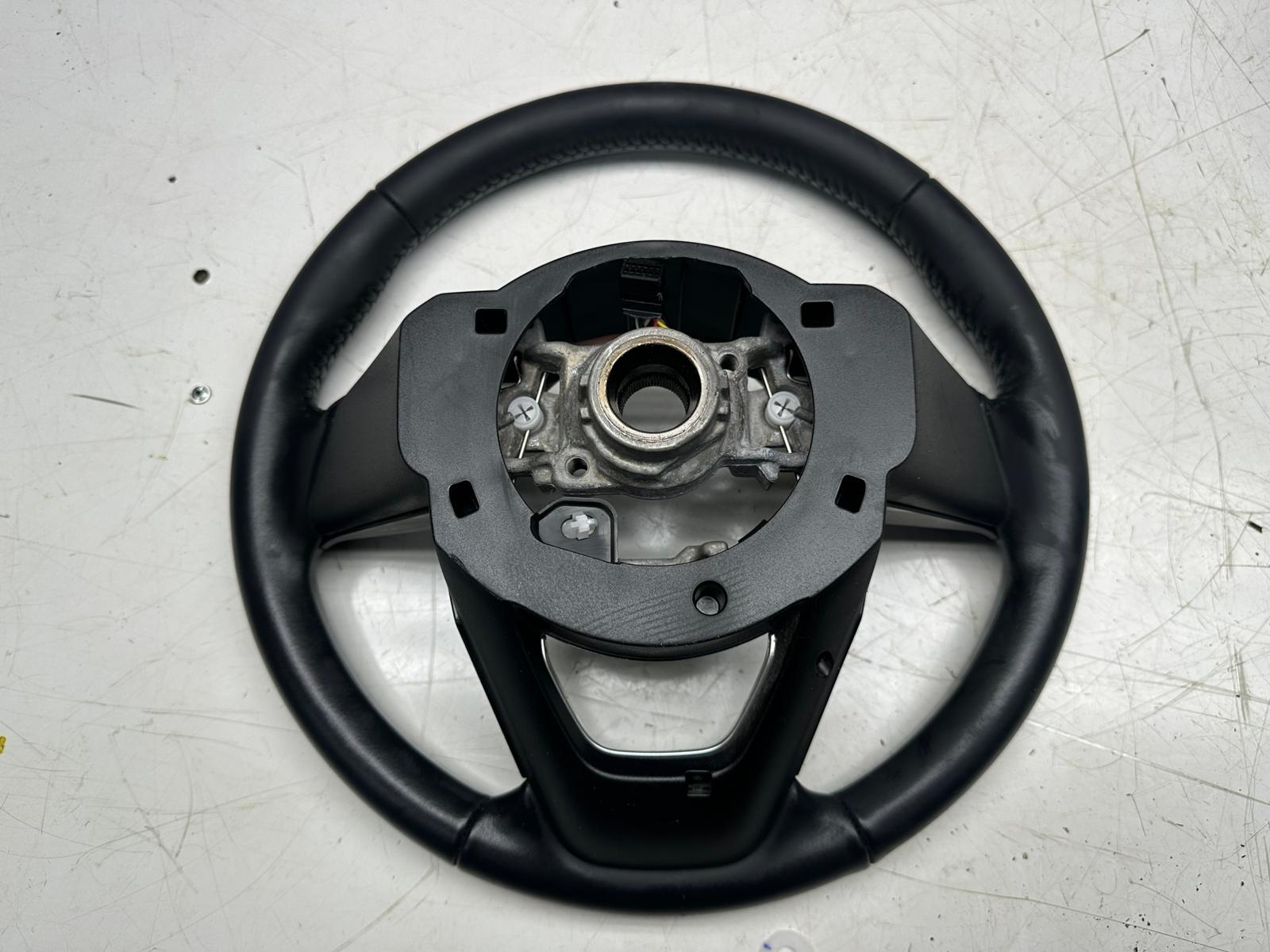 Toyota Yaris Cross 1.5 VV Steering Wheel (84250K0040C5)