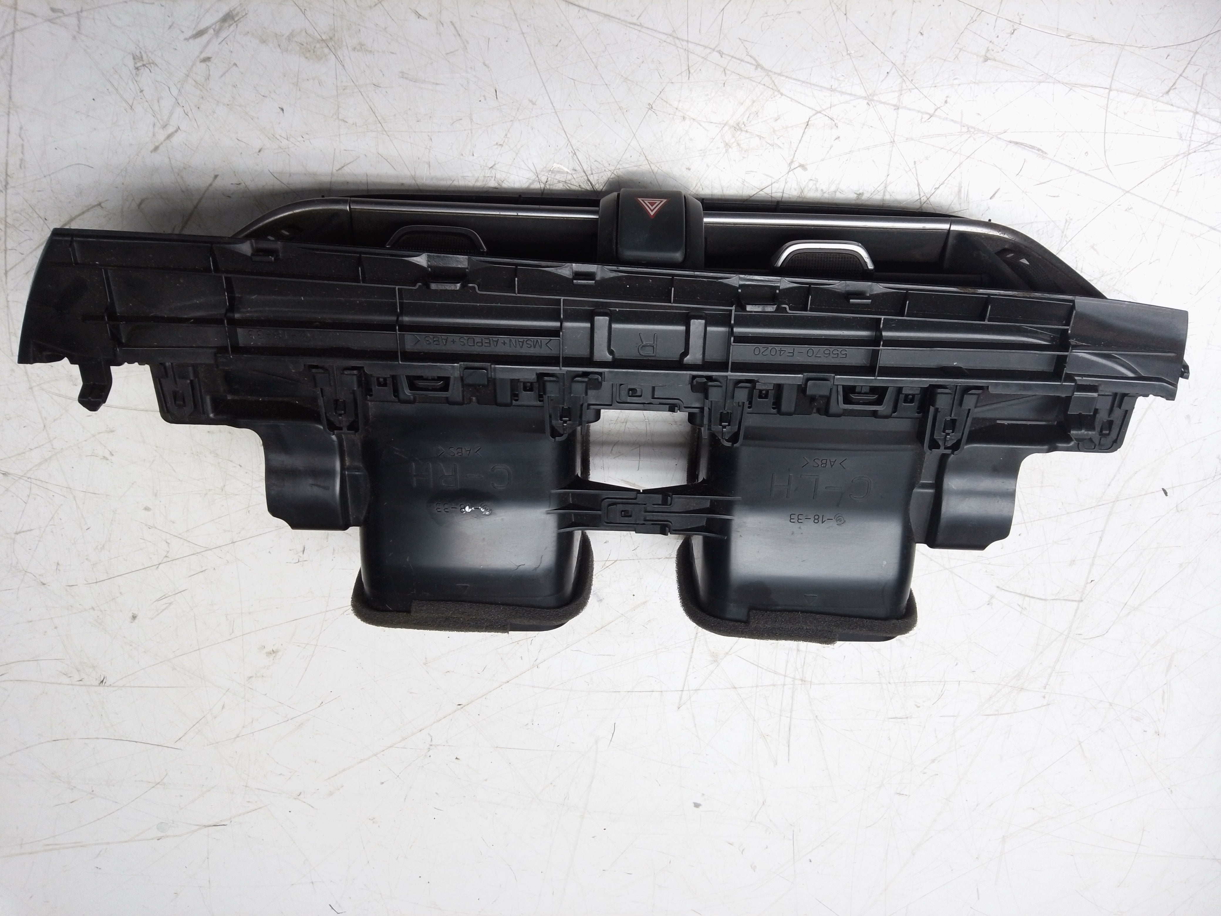 Toyota C-HR 2021 Centre Dashboard Air Vent Grill Hazard Switch (55670-F4020)