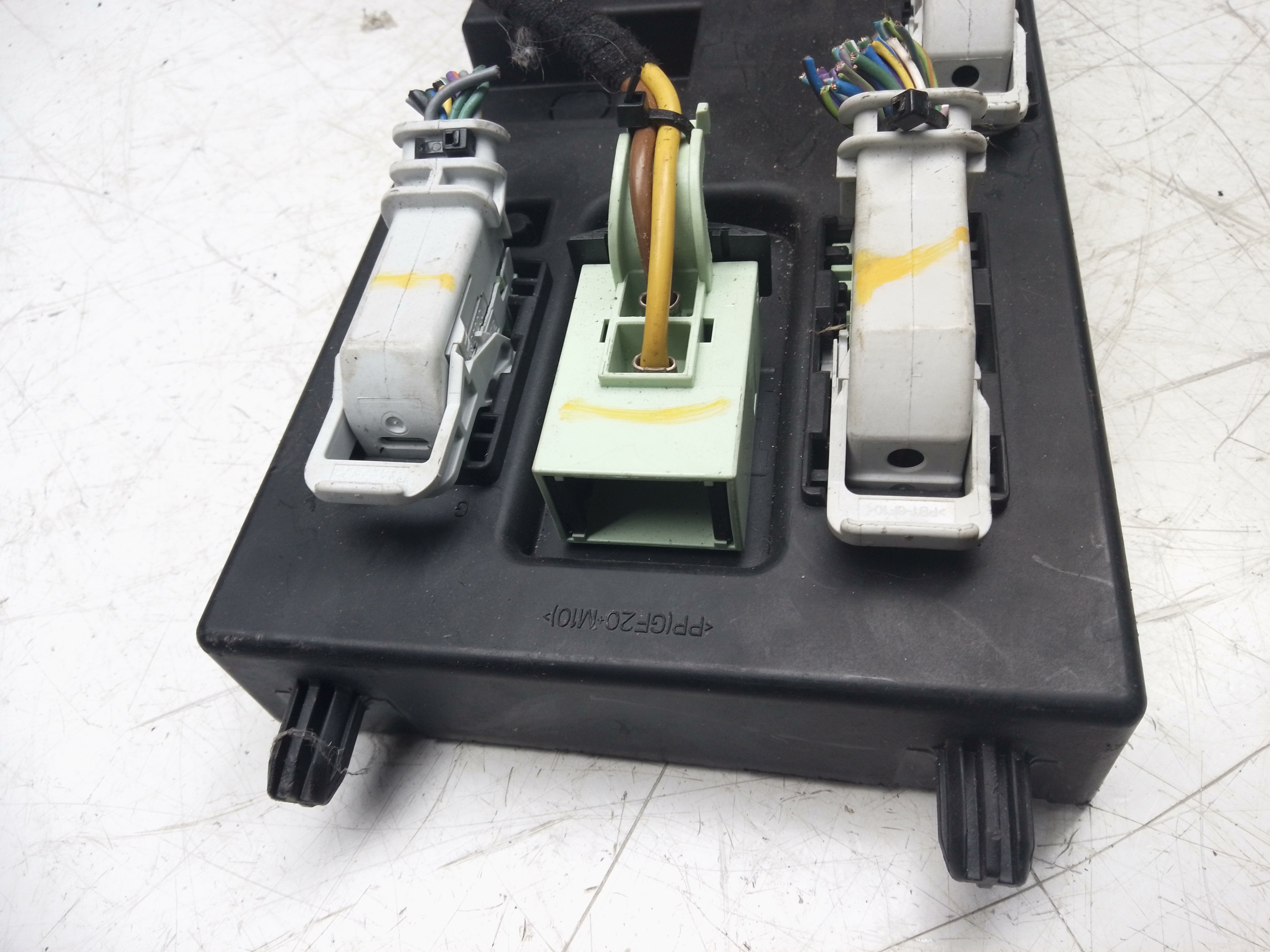 Jaguar XF X260 2017 BCM Body Control Module ECU (GX73-14F041-AM)