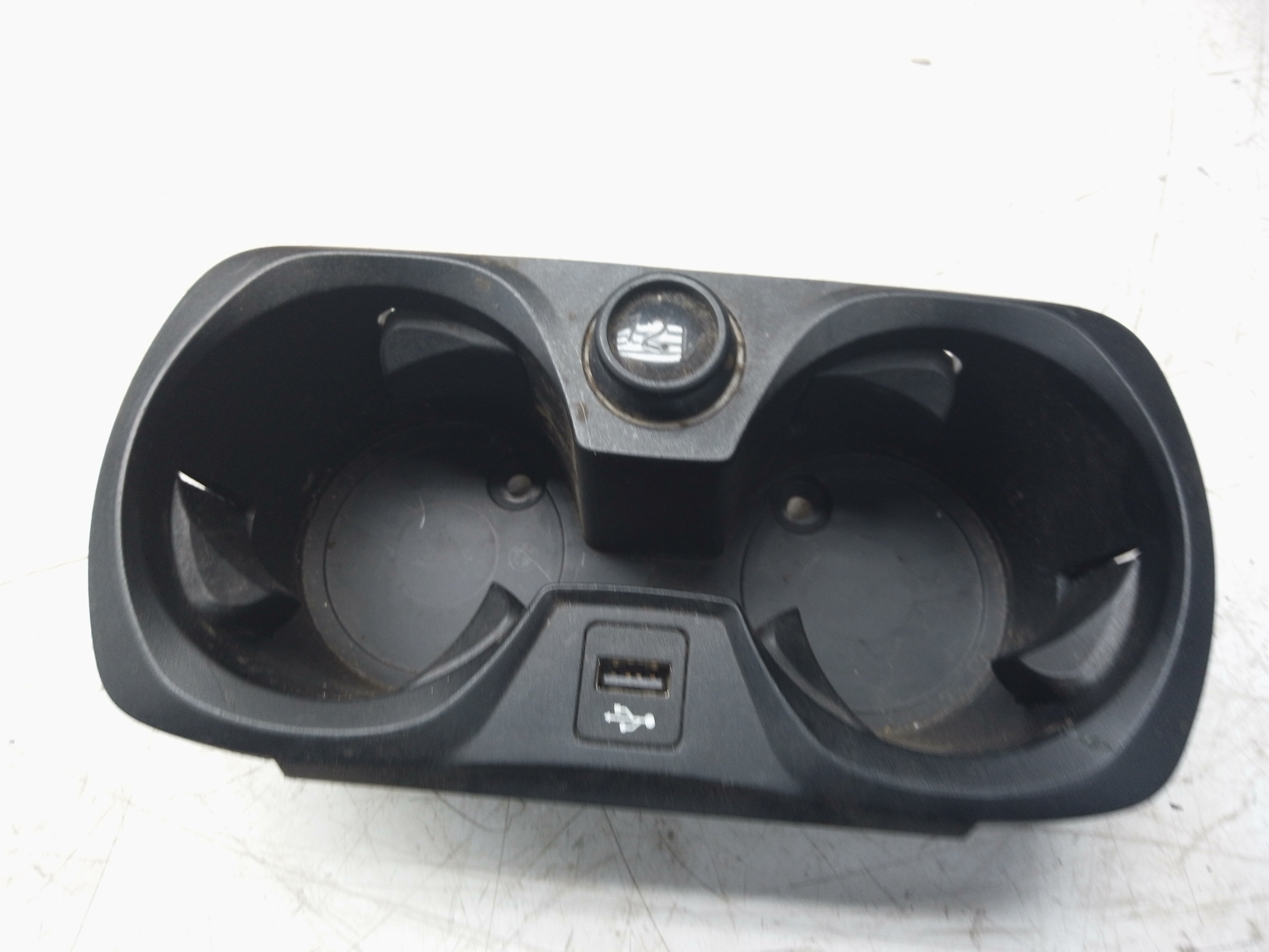 BMW 3 Series G20 G21 Centre Console Cup Holder (6806803)