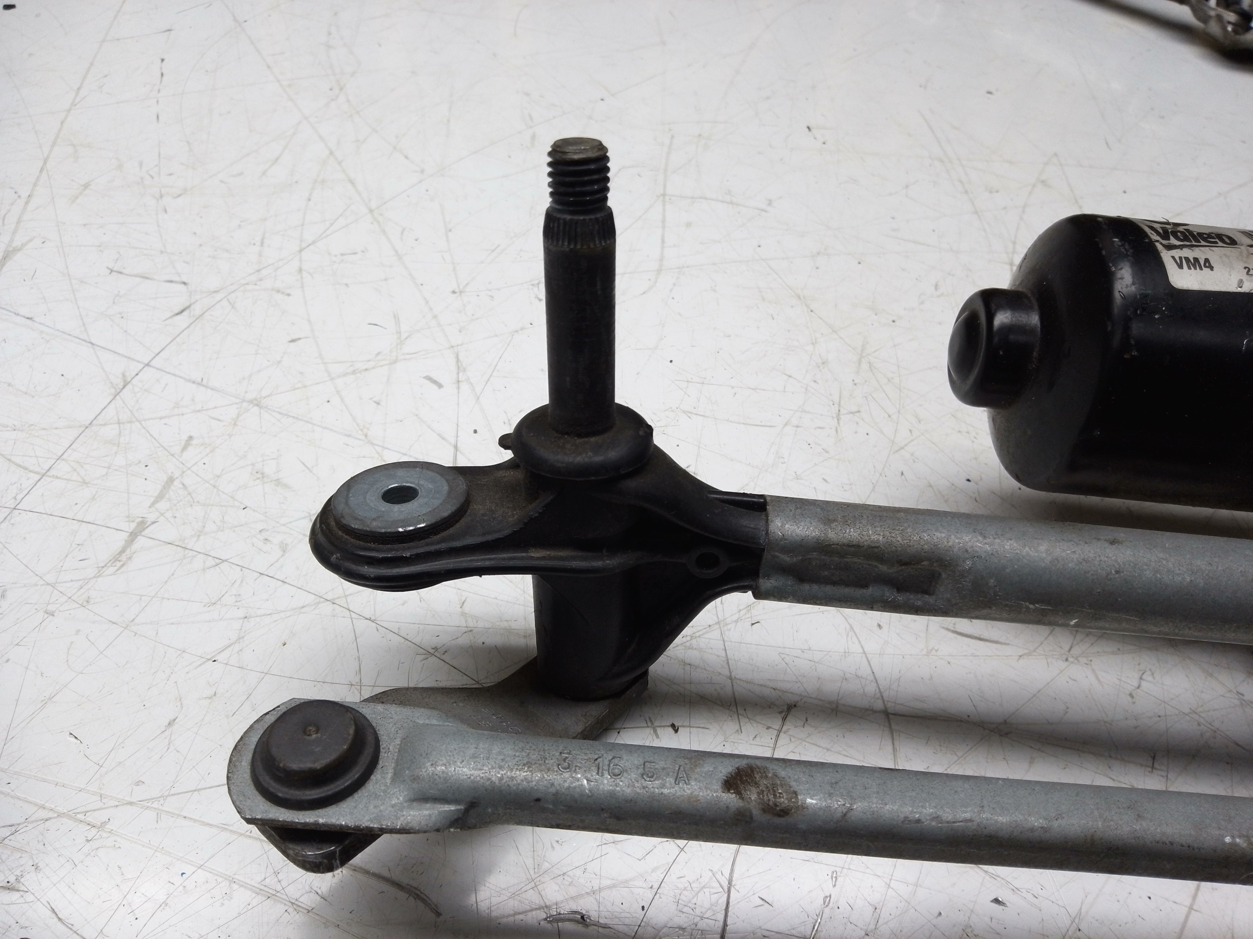 BMW 3 Series F30 Front Wiper Motor & Linkage (726750403)