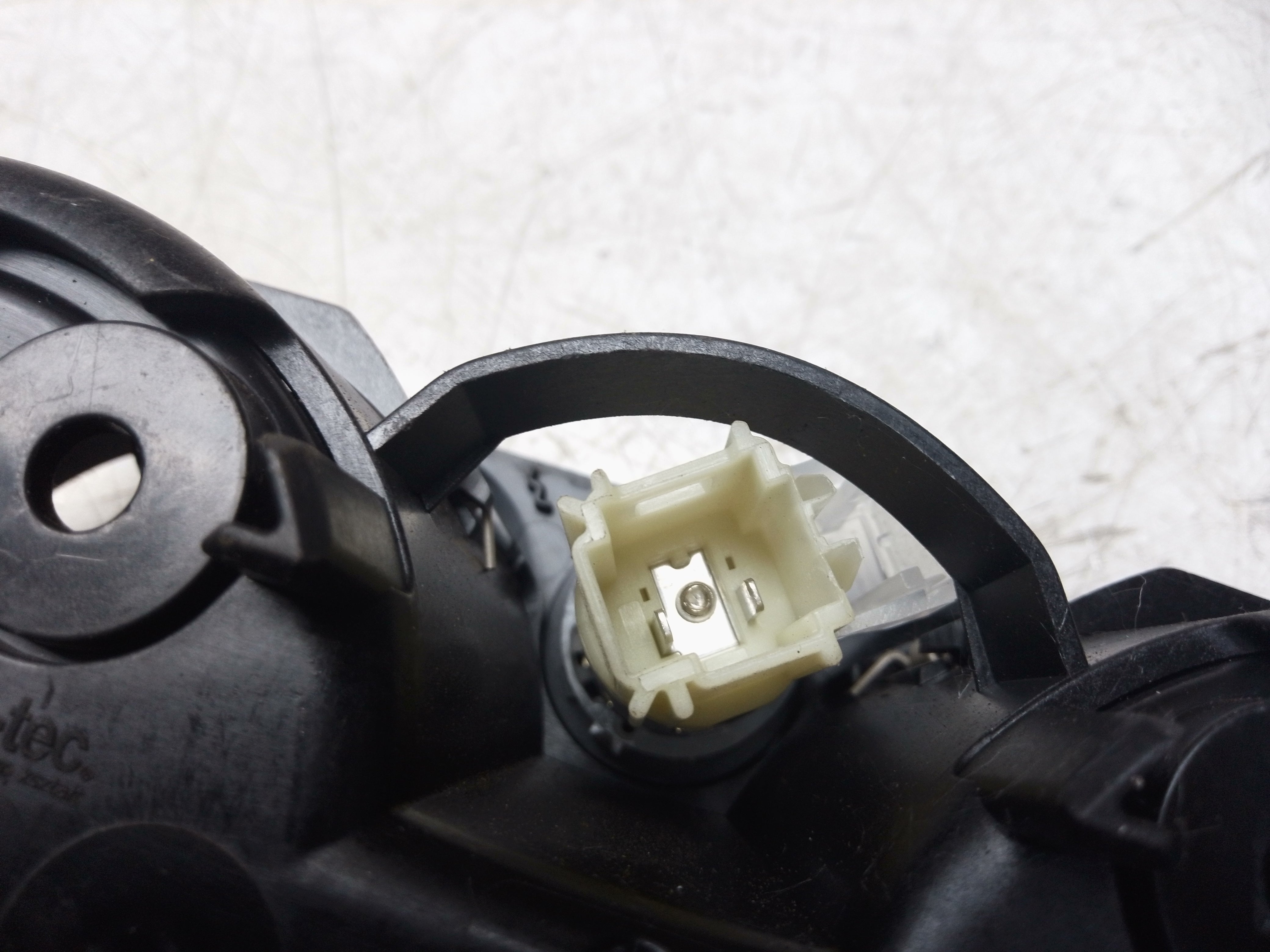 BMW 3 Series G20 G21 Centre Console Cup Holder (6806803)