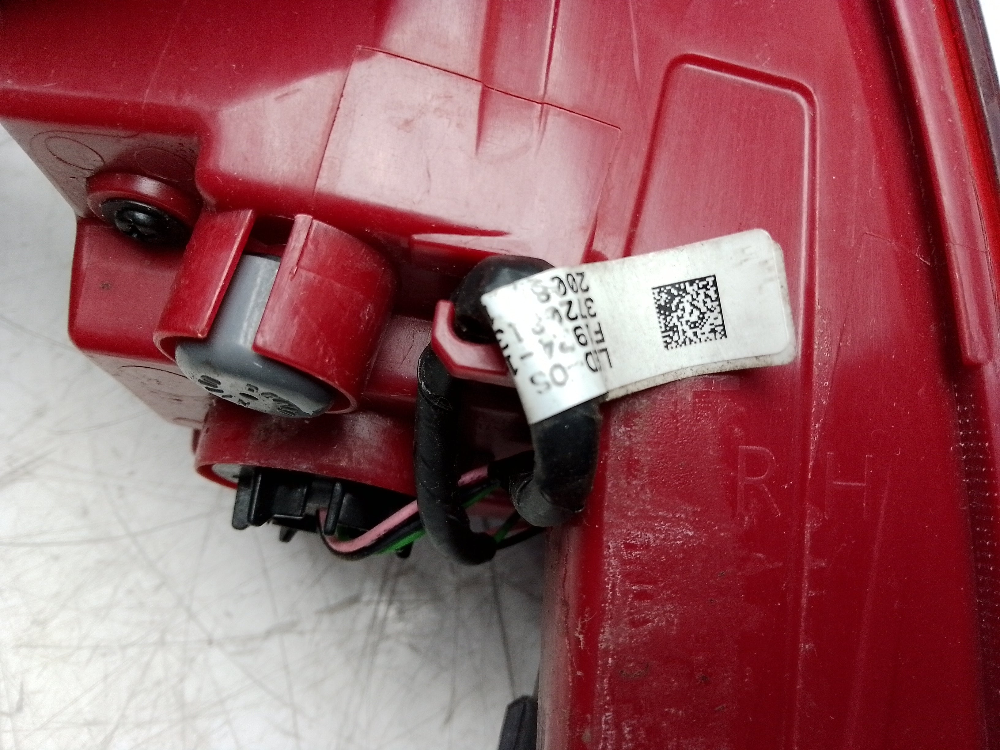 Kia Sportage 2020 Driver Right Side Rear Light (92402F1600)