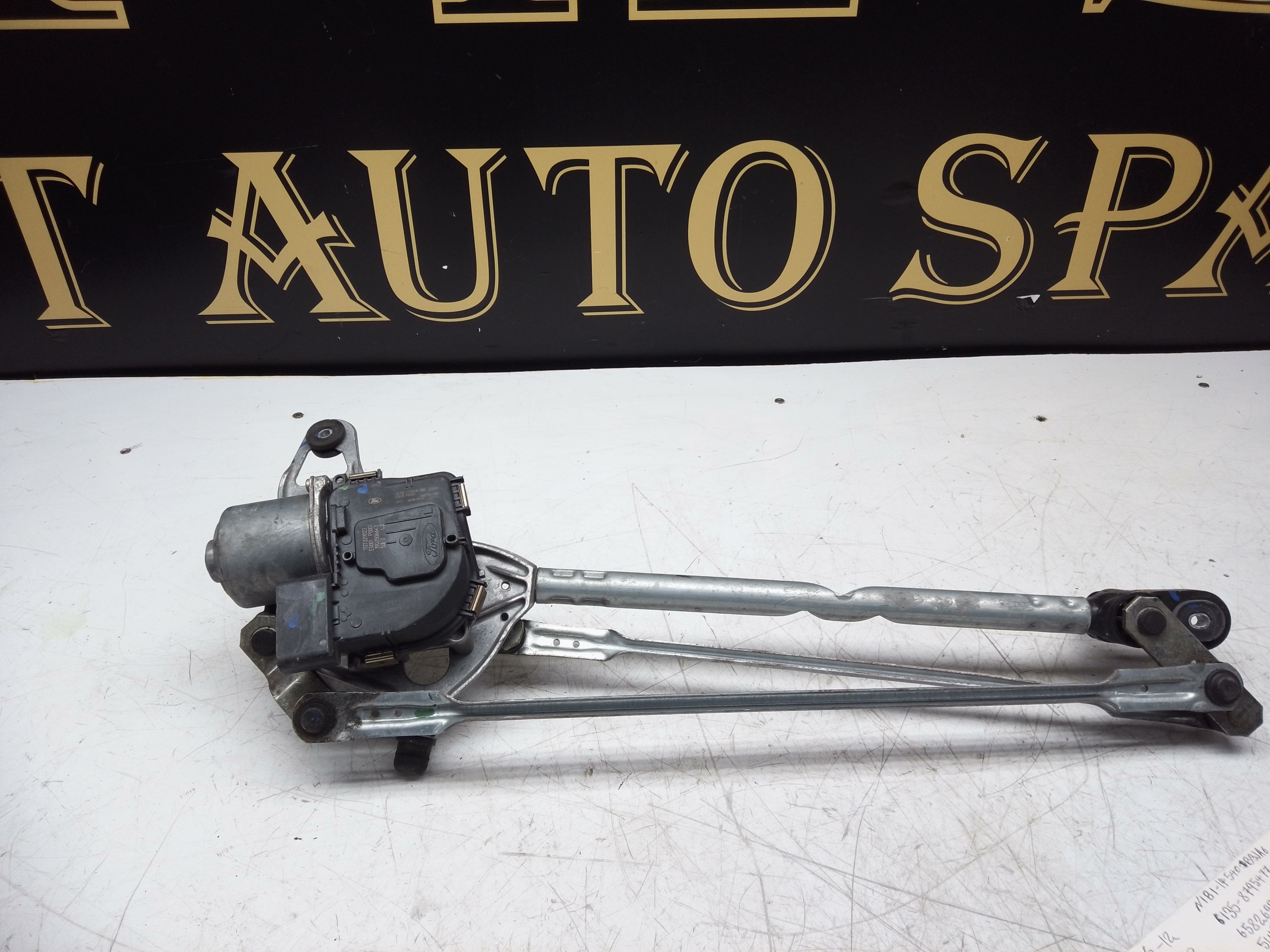 Ford Focus 2019 Front Wiper Motor & Linkage (JX7B-17504-BB)
