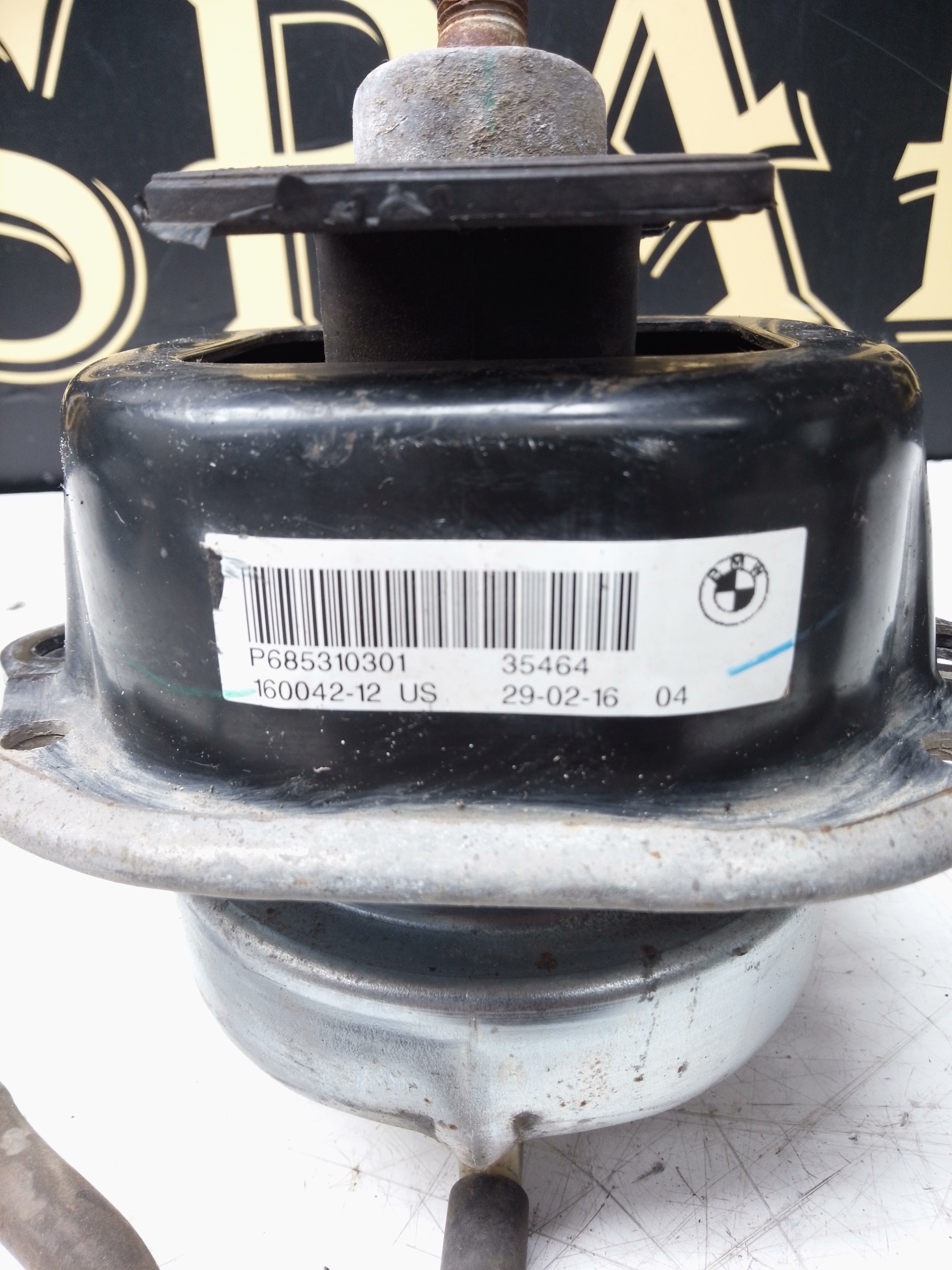 BMW X5 F15 3.0 Diesel Front Left Passenger Side Engine Mount 160042-12 – 2013–2018