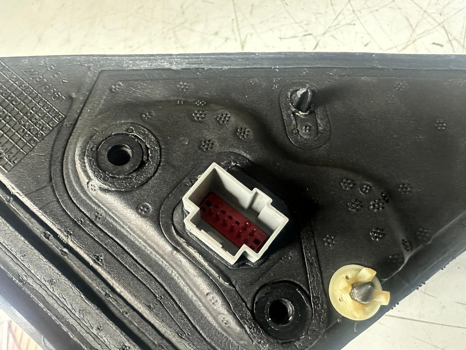 Ford Focus 2018–2023 Left Wing Mirror (212876567)